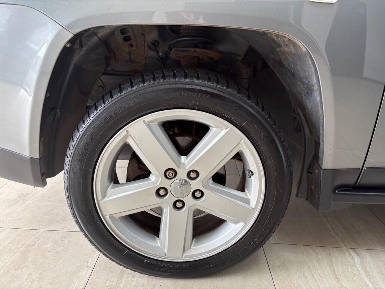 Jeep Compass view 13