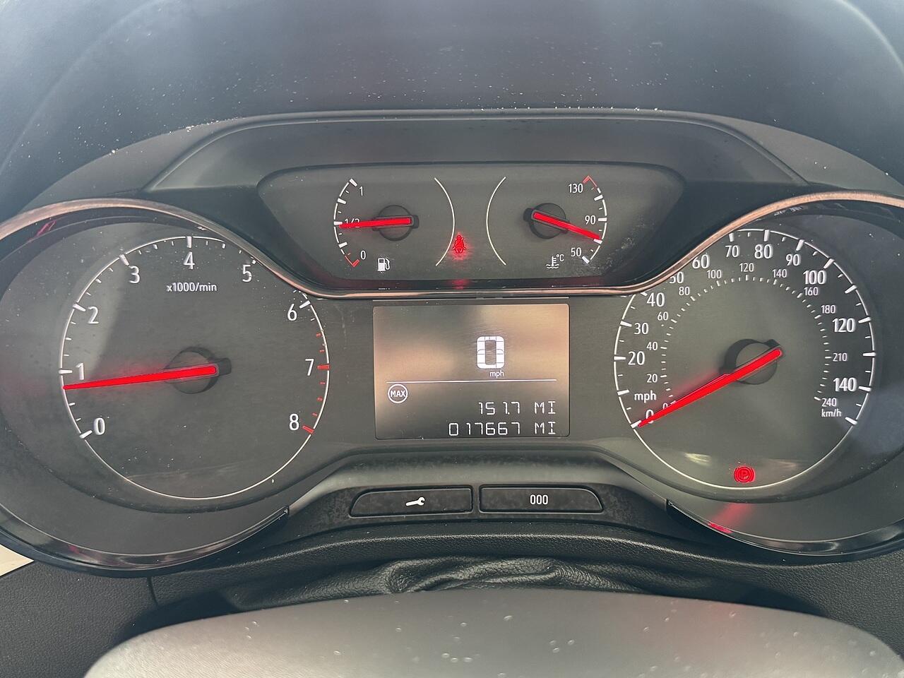 Vauxhall Crossland X view 21