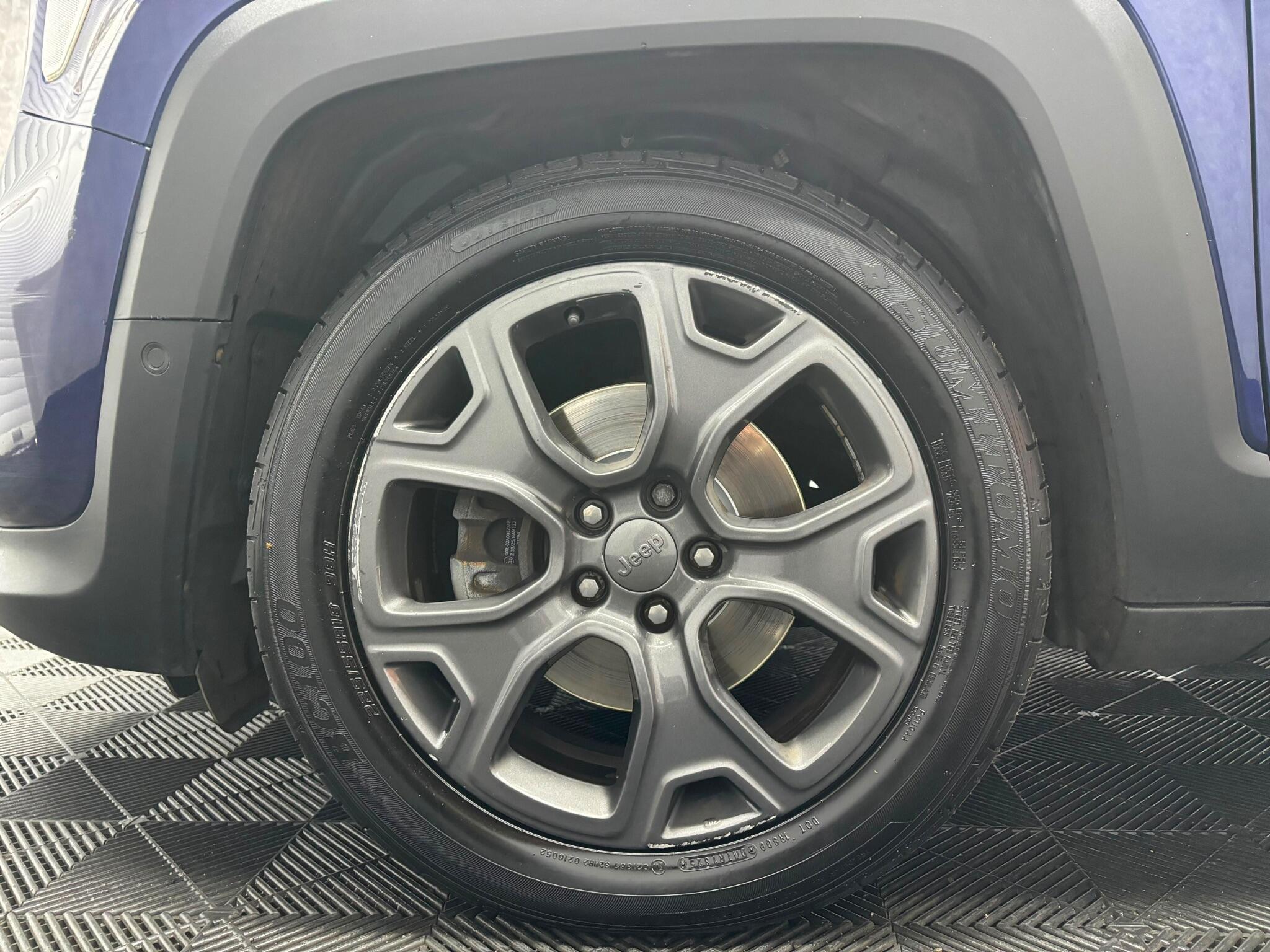 Jeep Renegade view 32