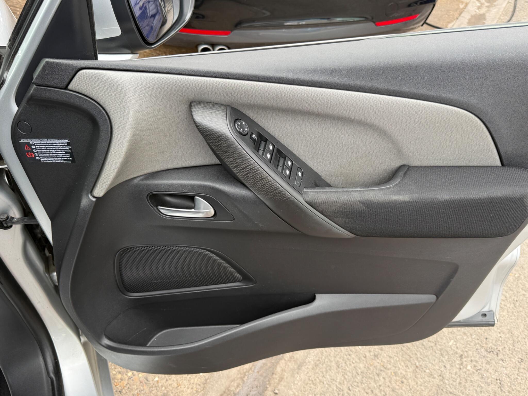 Citroen C4 Picasso - Image 33