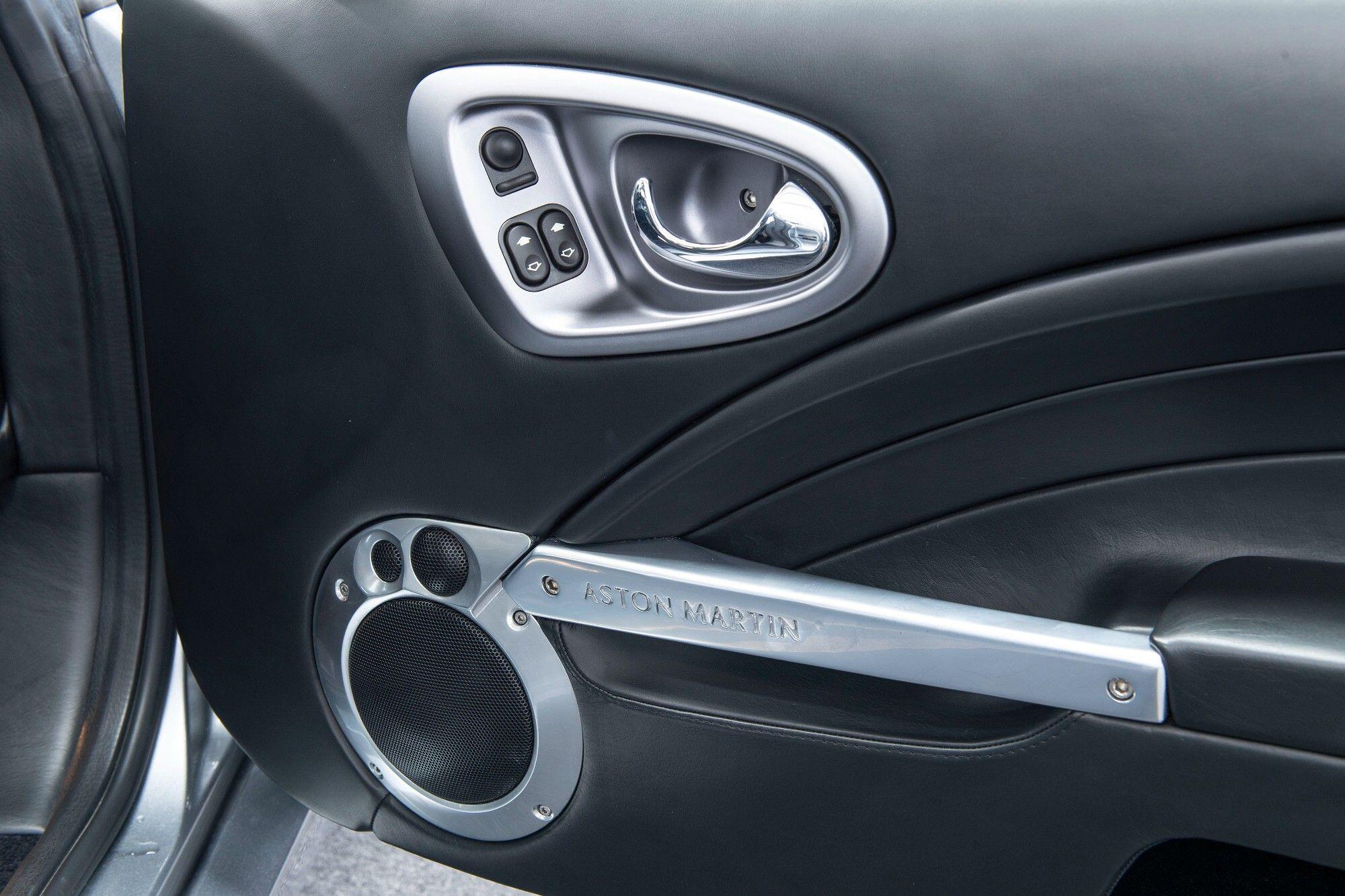 Aston Martin Vanquish view 17