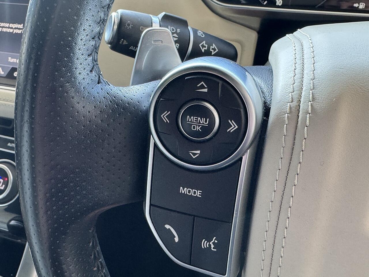 Land Rover Range Rover Sport view 22