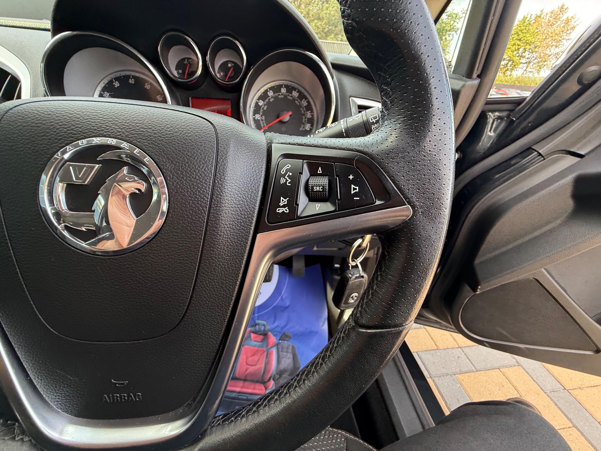 Vauxhall Astra view 30