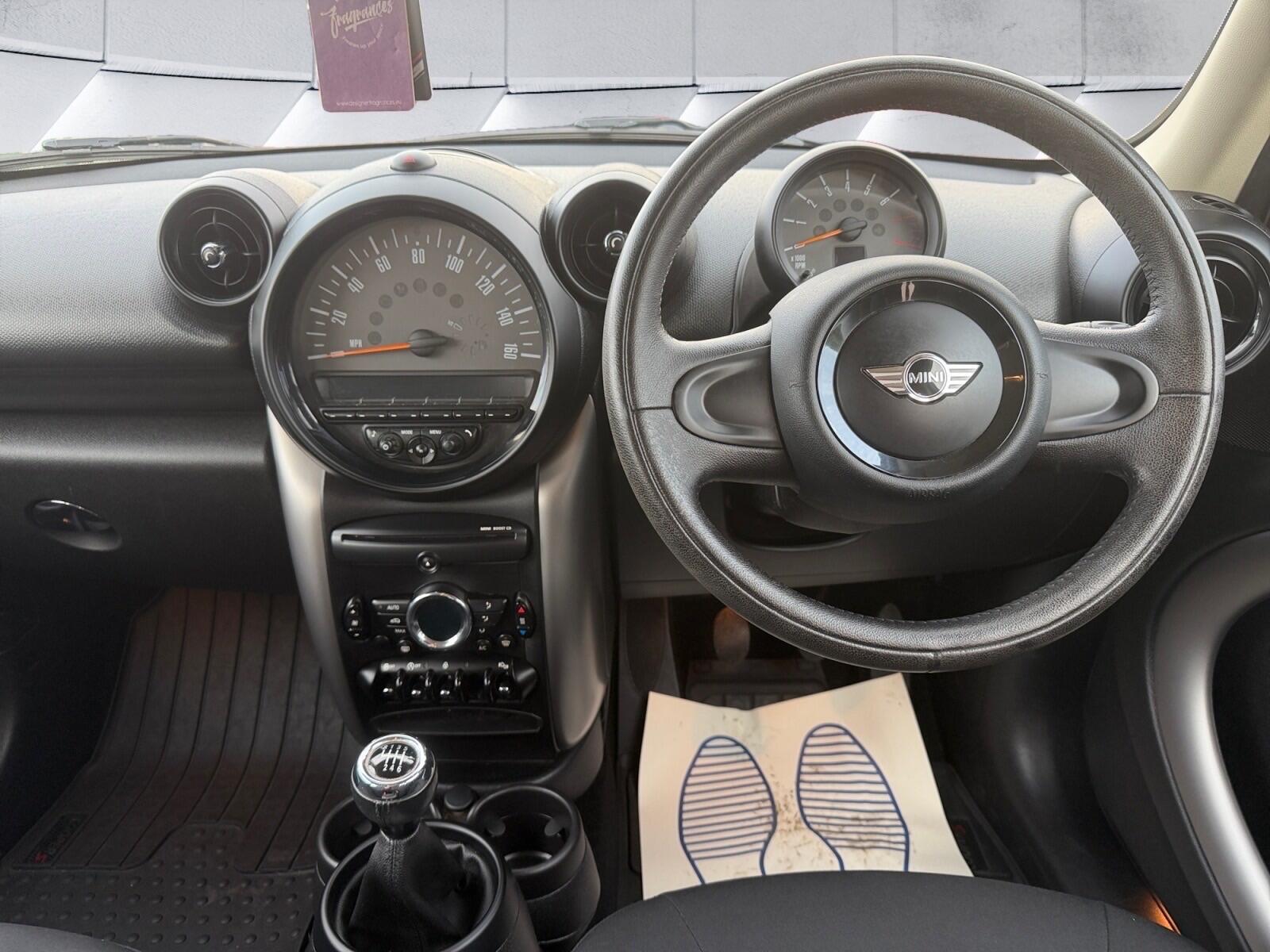 Mini Countryman view 10