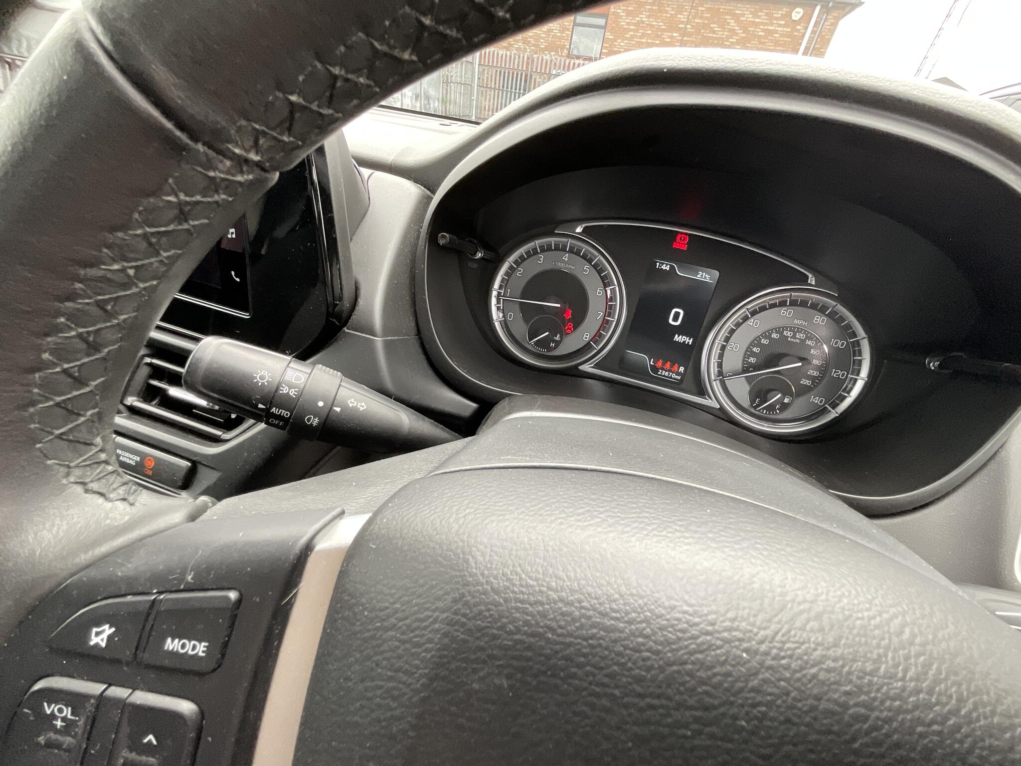 Suzuki S-Cross view 22