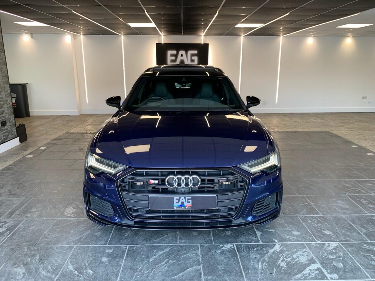 Audi S6 Avant view 12