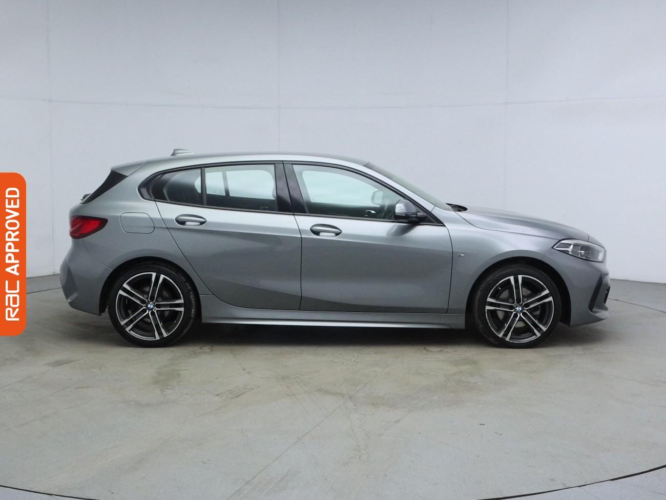 BMW 1 Series view 6