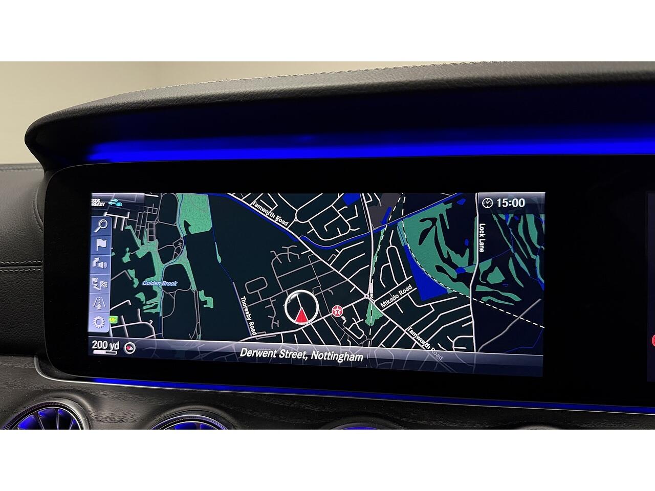 Mercedes-Benz E-Class view 23