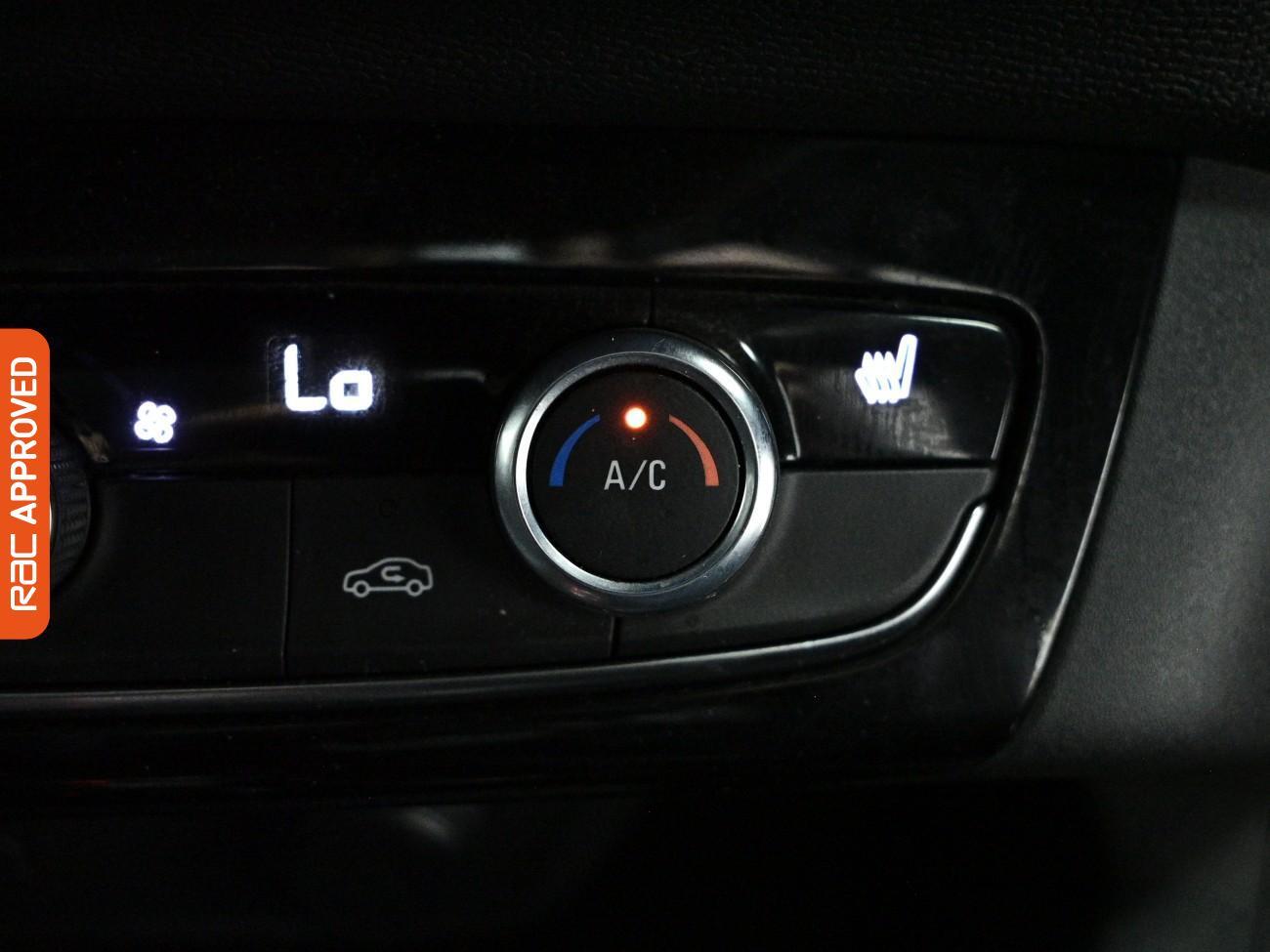 Vauxhall Corsa Electric view 18