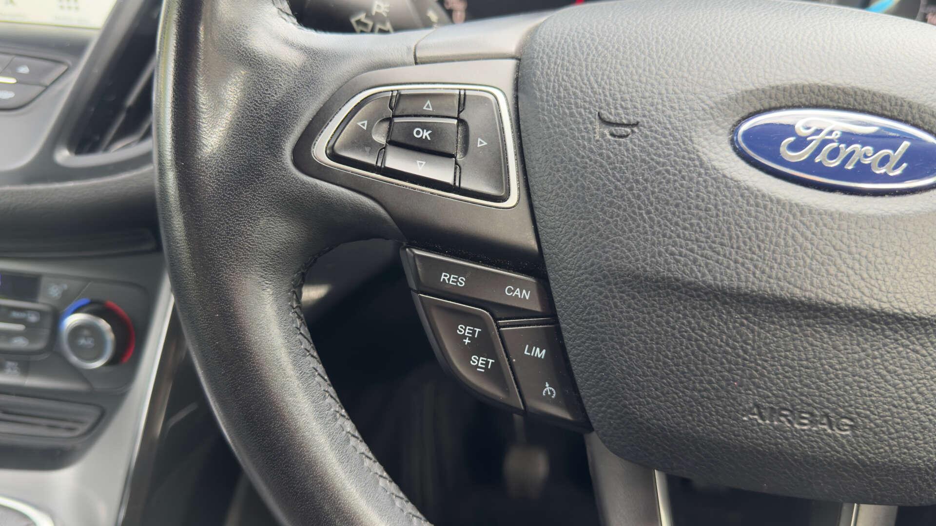 Ford Kuga view 17
