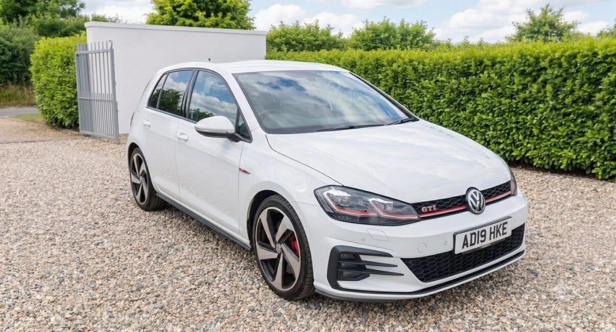 Volkswagen Golf main image