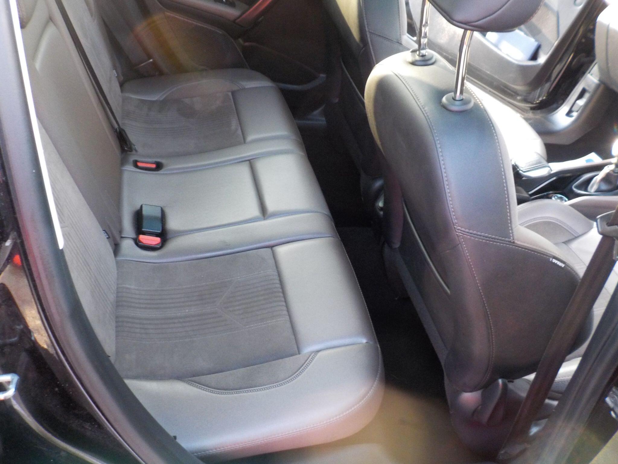 Peugeot 2008 1.6 BlueHDi Feline Euro 6 (s/s) 5dr (Calima)