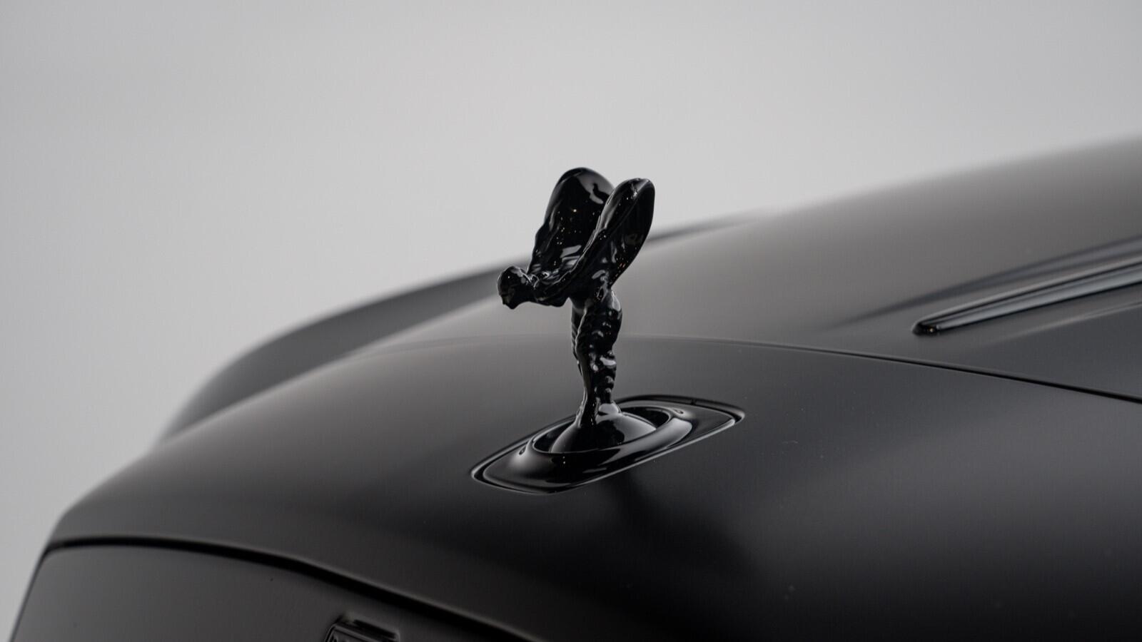 Rolls-Royce Dawn view 45