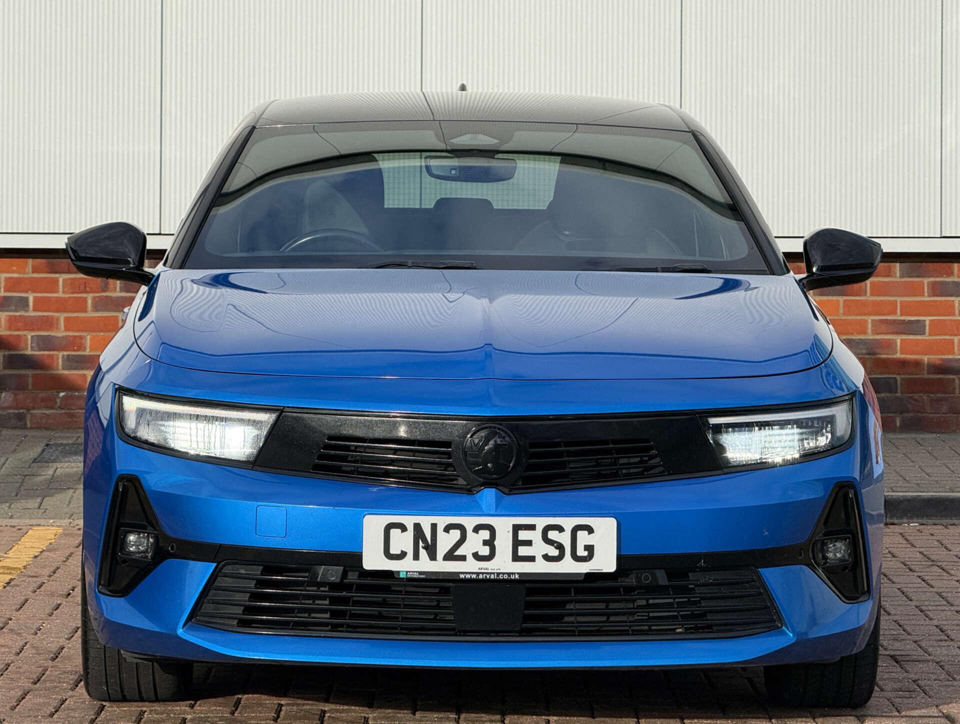 Vauxhall Astra view 2