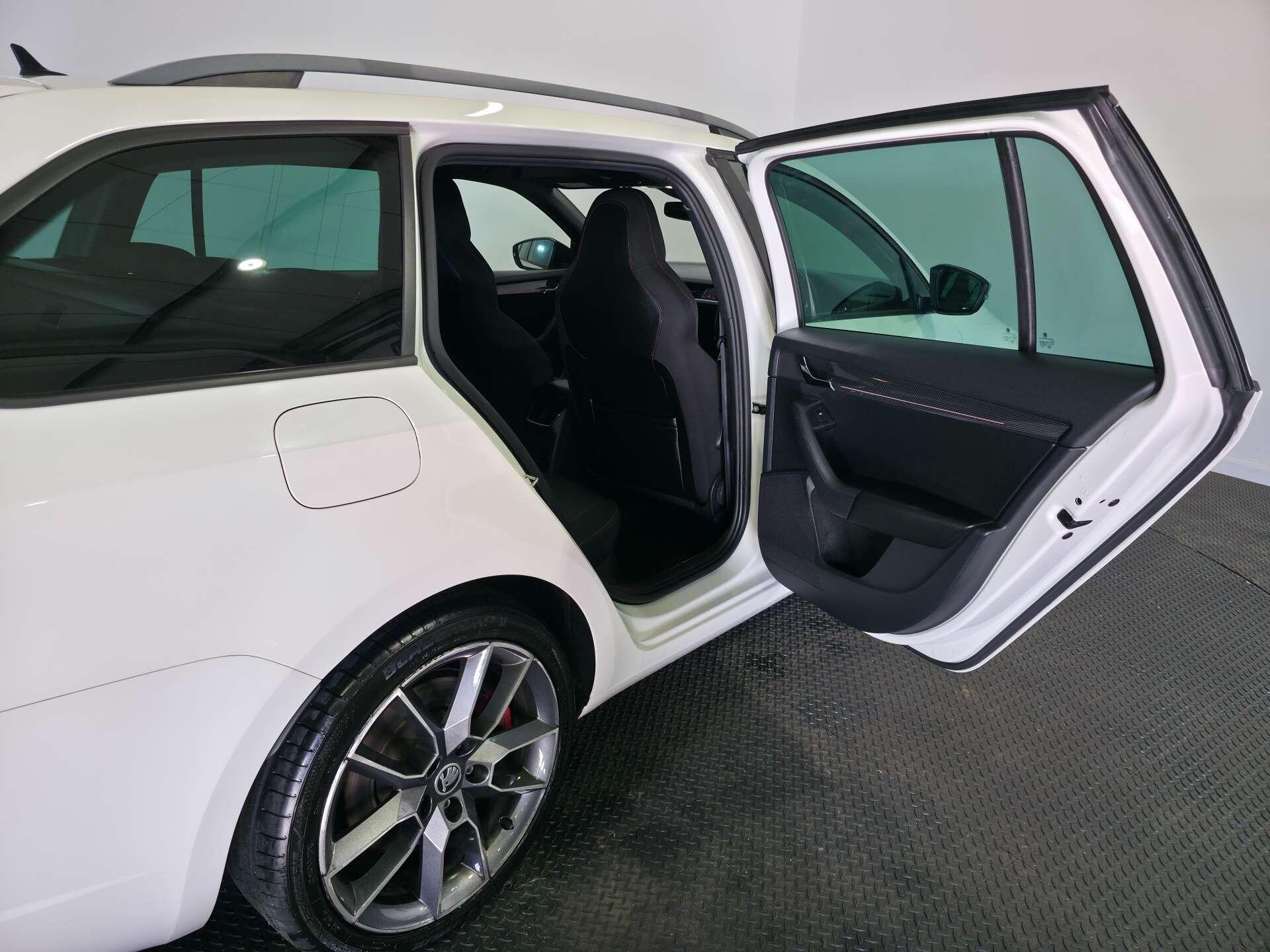 Skoda Octavia view 42