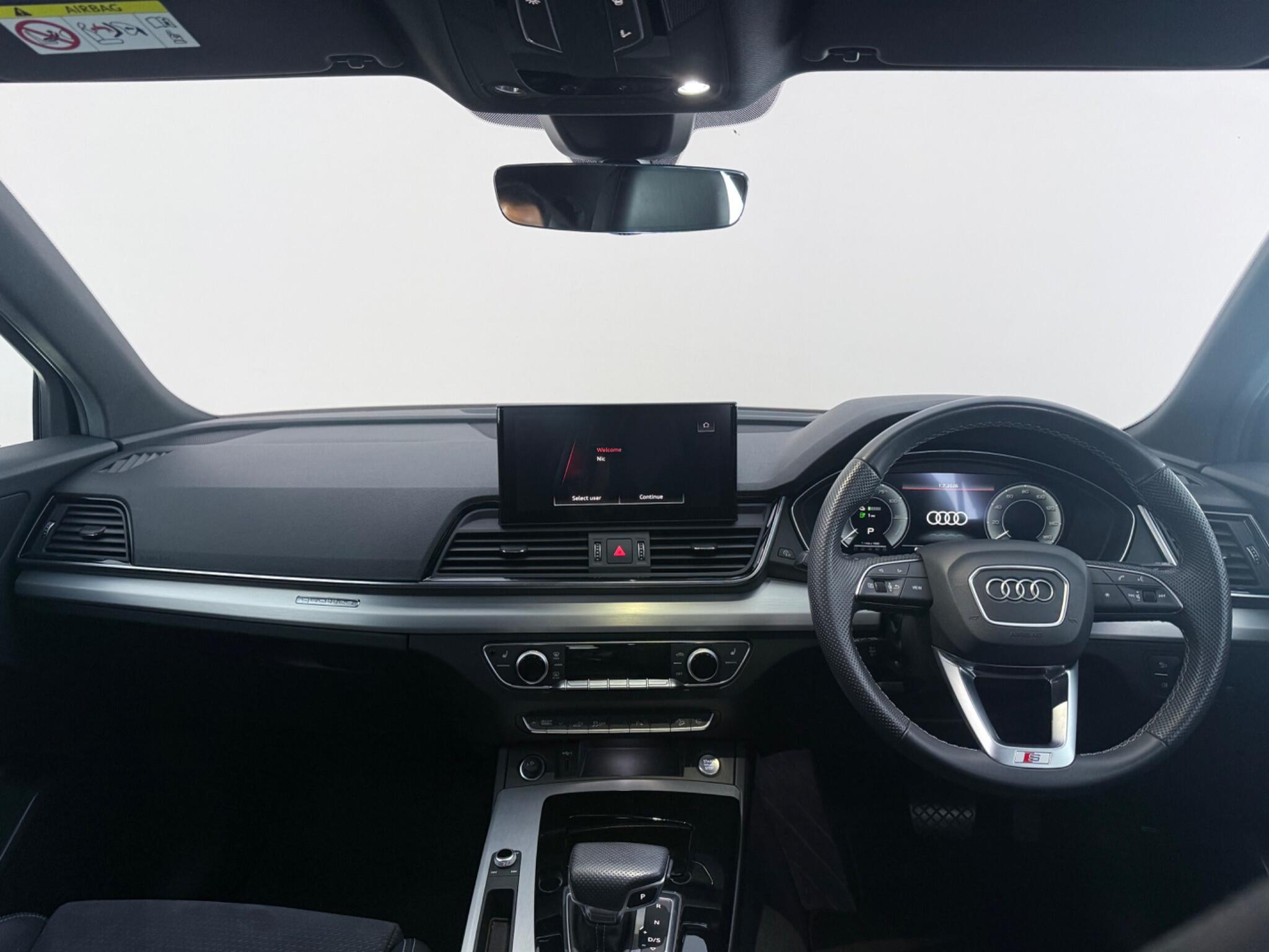 Audi Q5 view 35