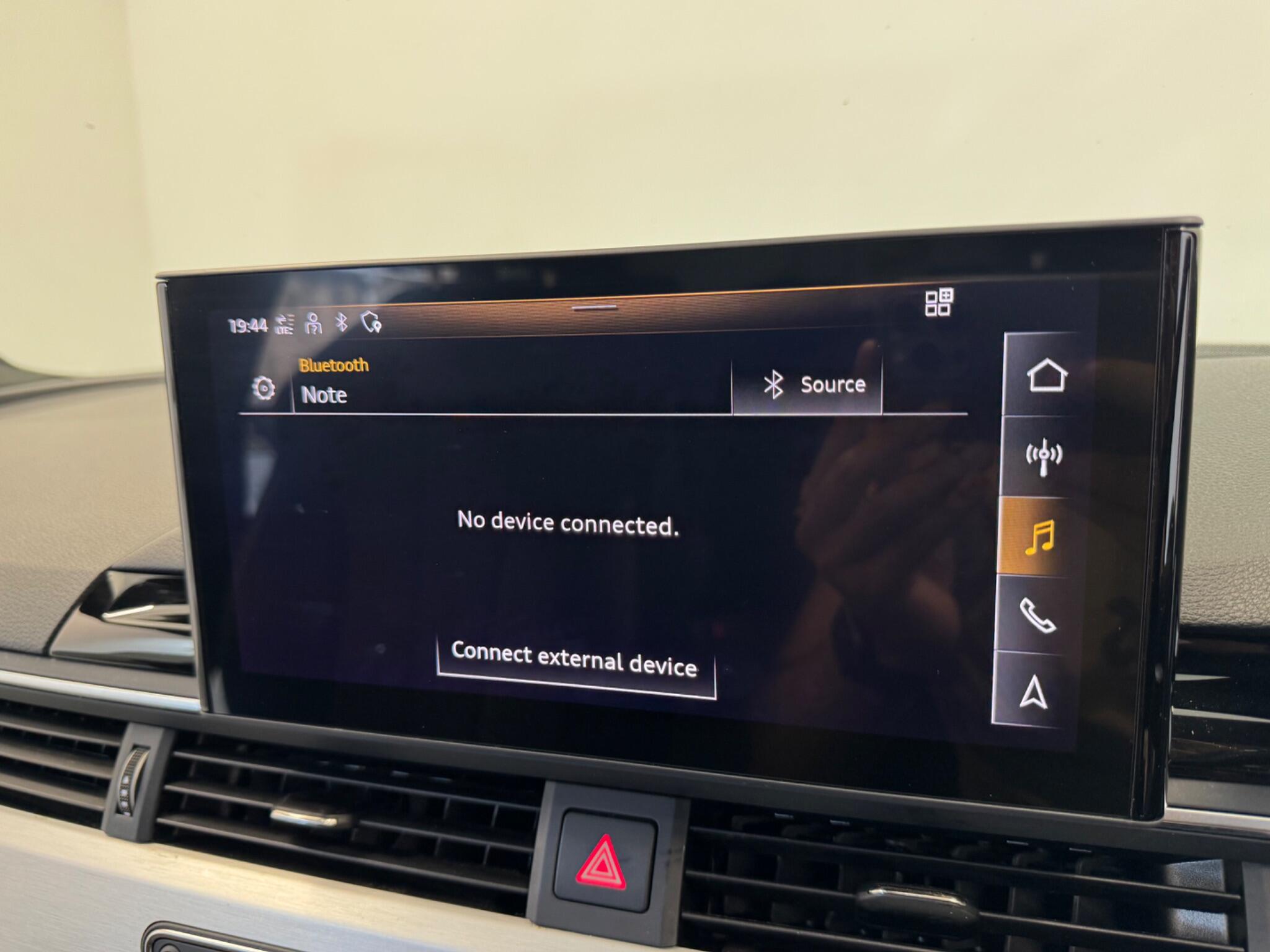 Audi A4 view 38