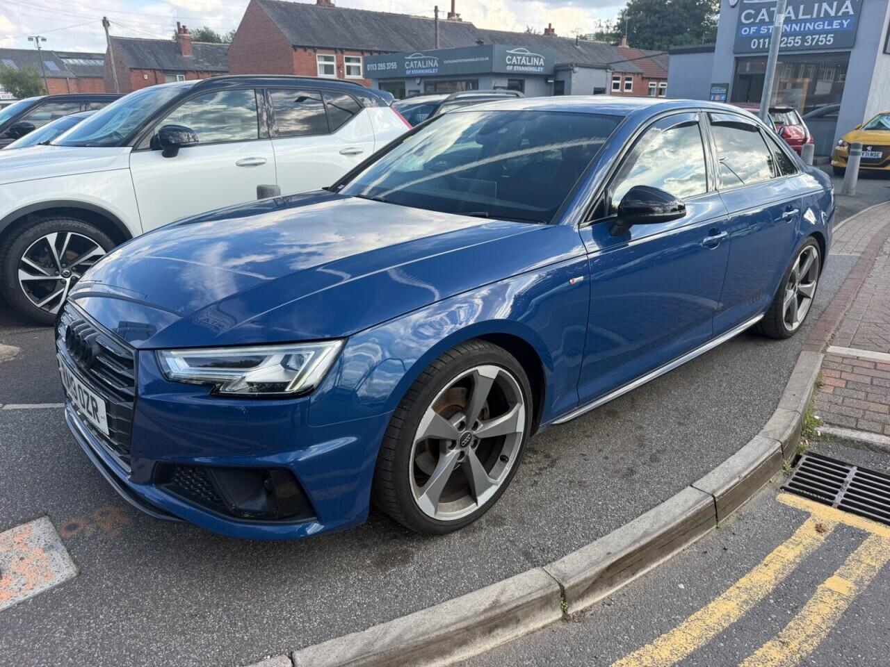 Audi A4 view 5
