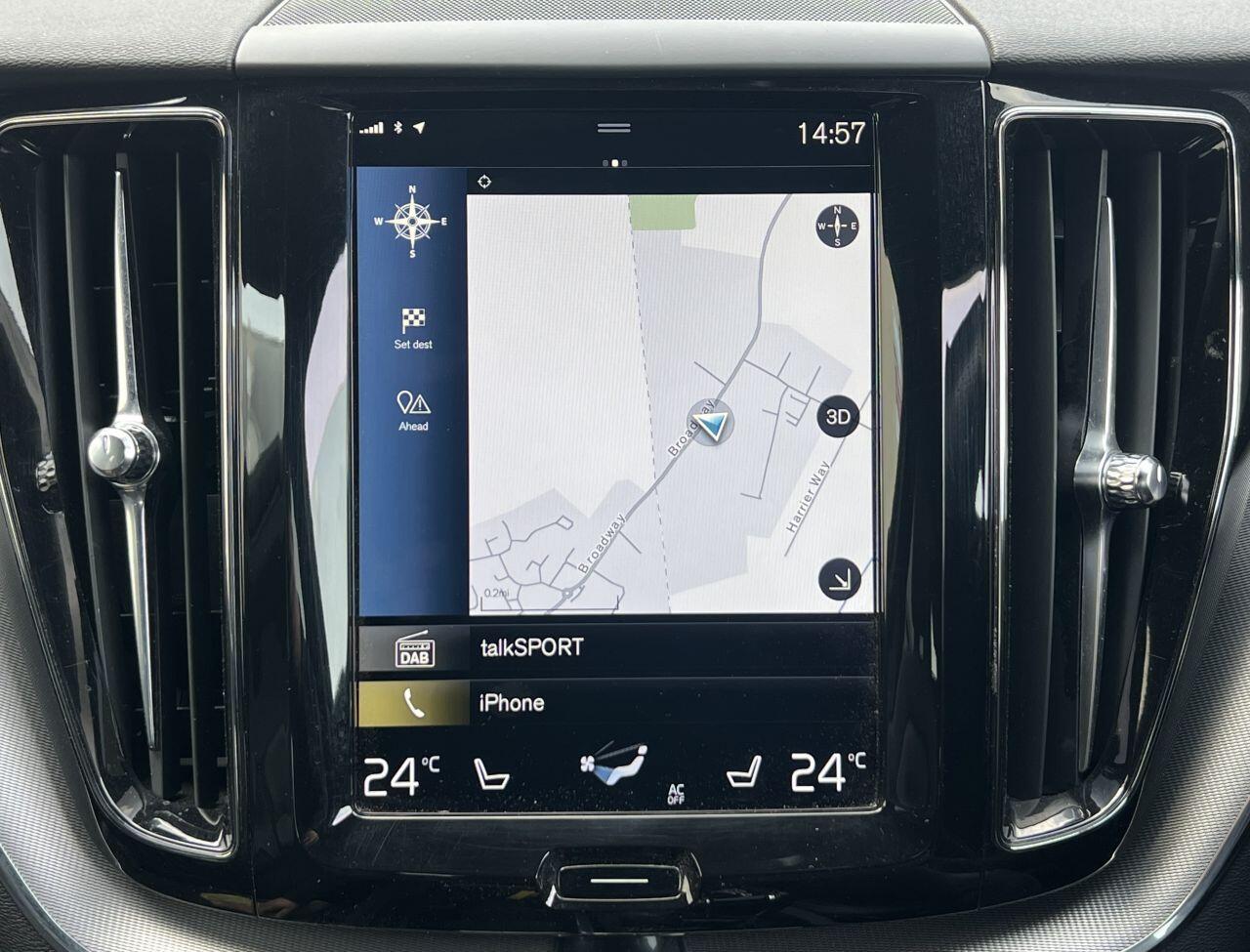 Volvo XC60 view 39