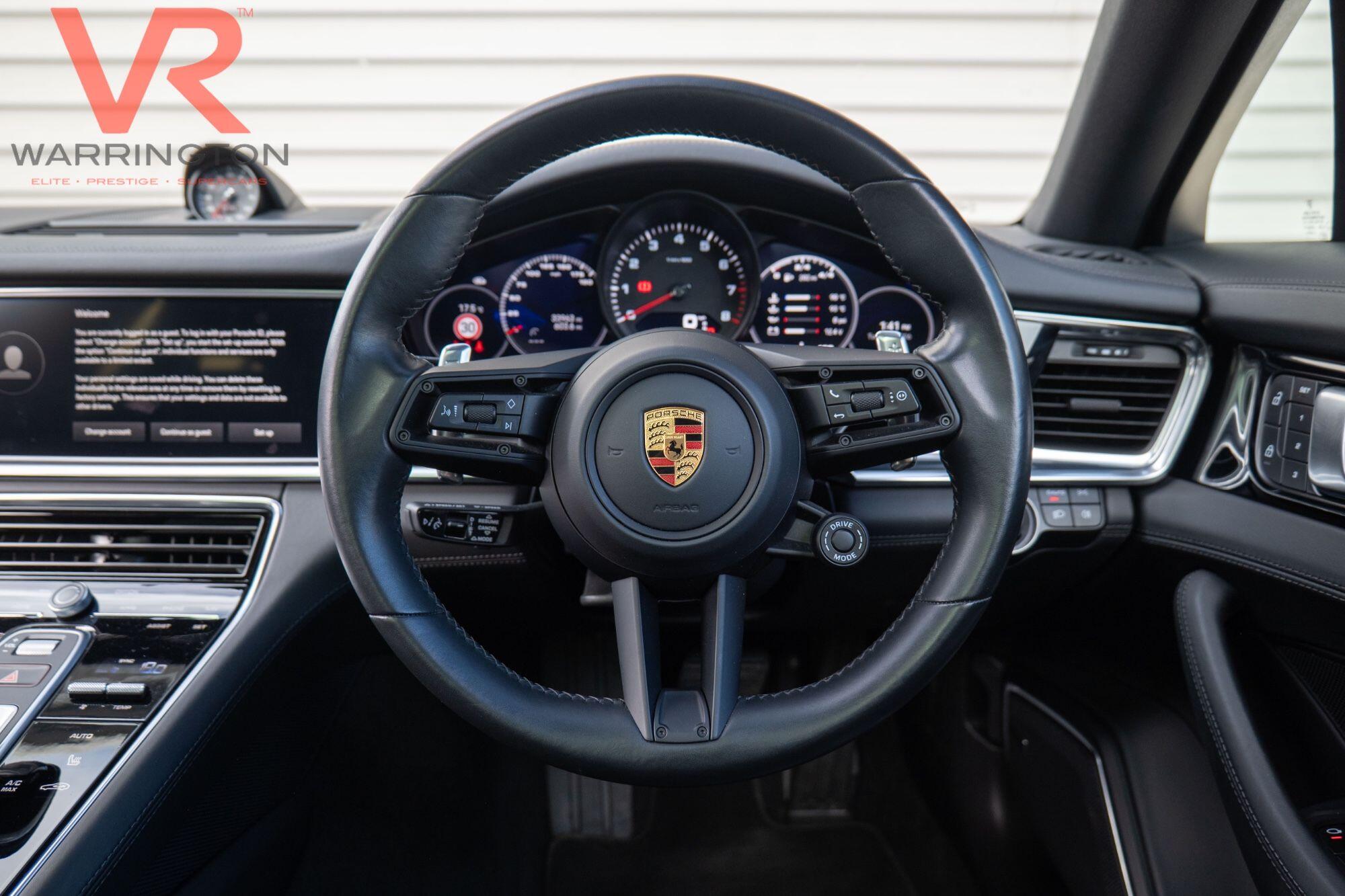 Porsche Panamera view 9