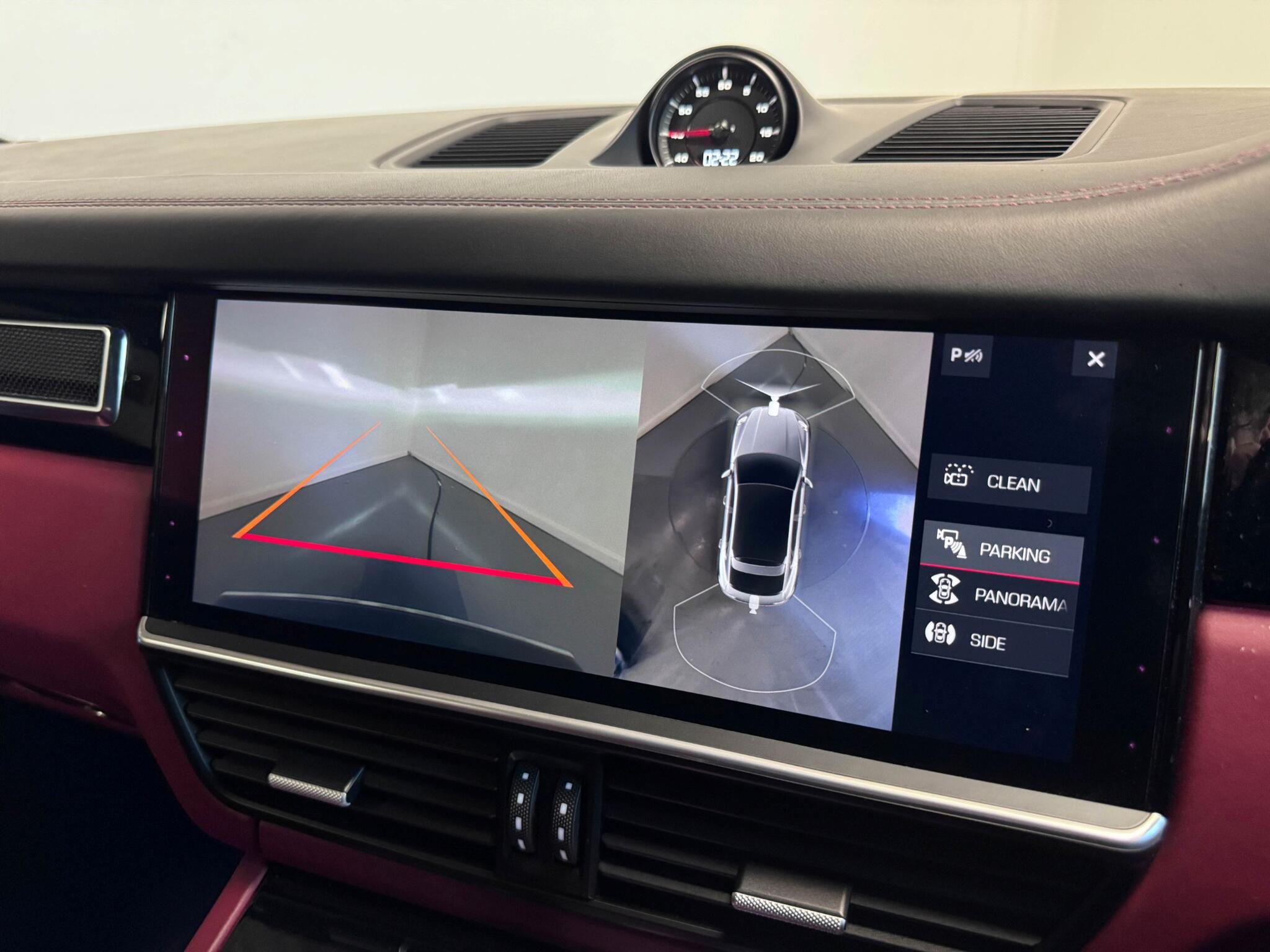 Porsche Cayenne view 57