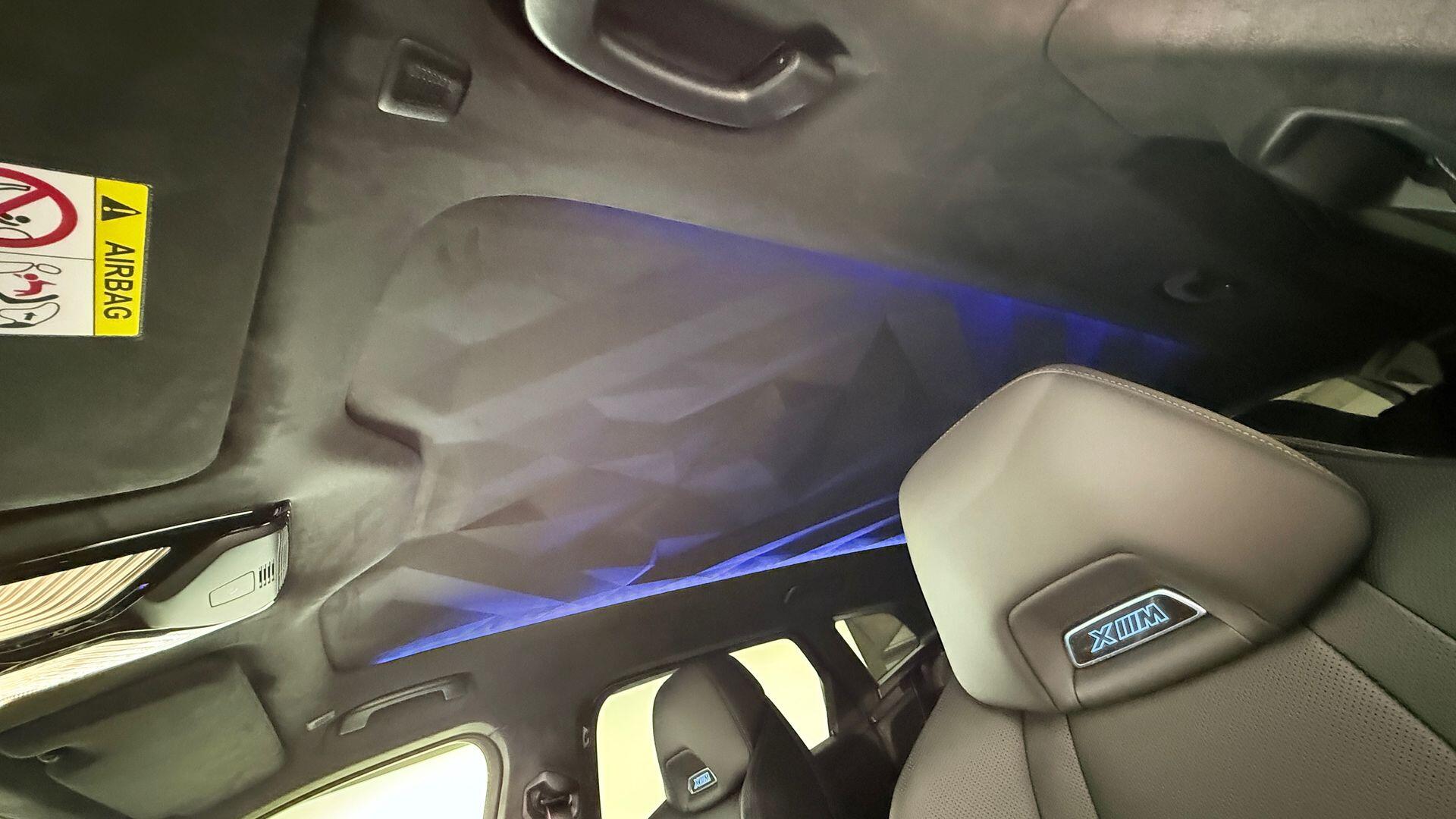 BMW XM view 21