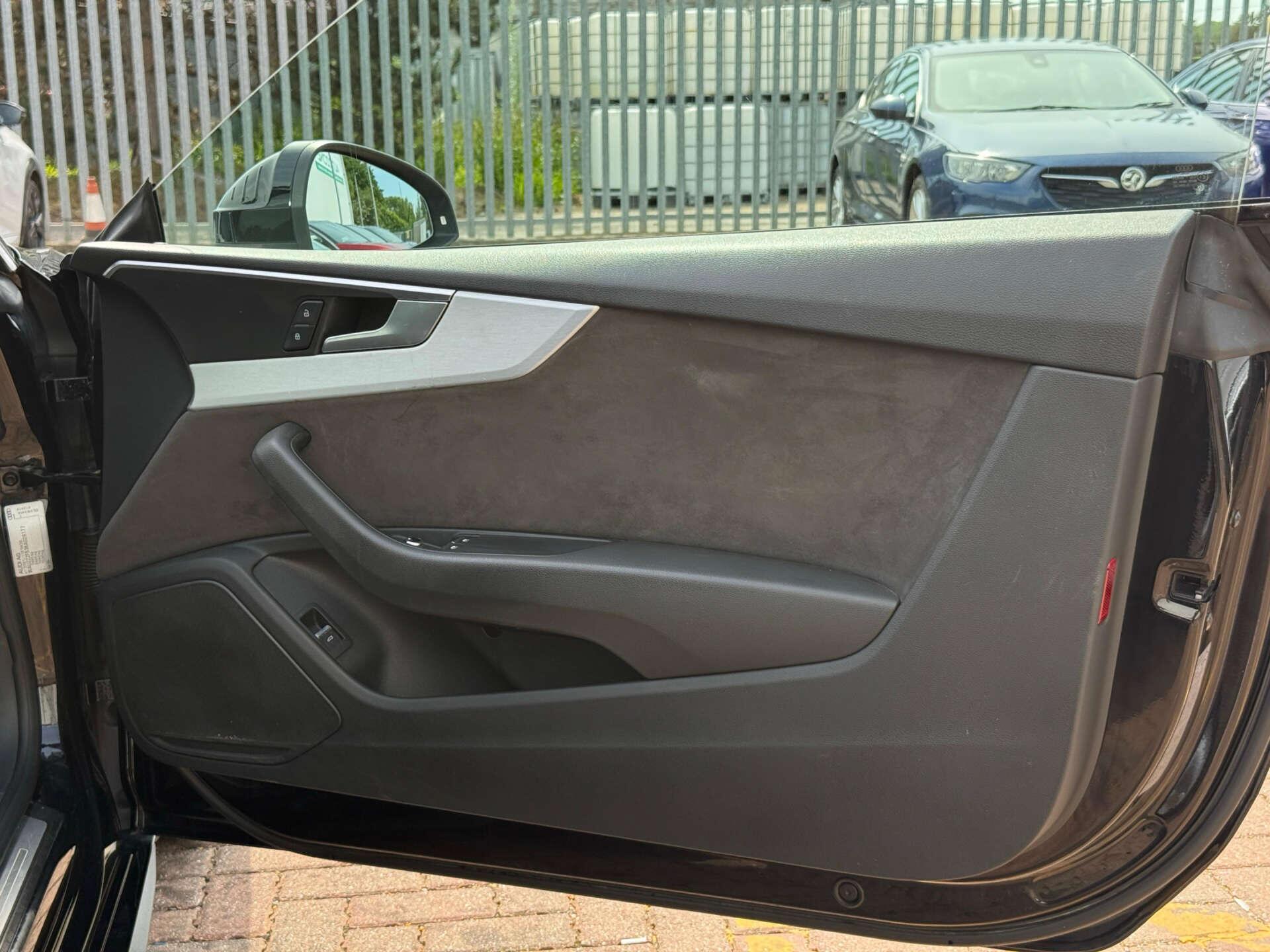 Audi A5 view 33