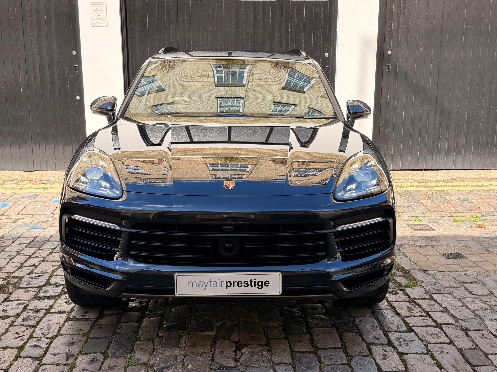 Porsche Cayenne view 7