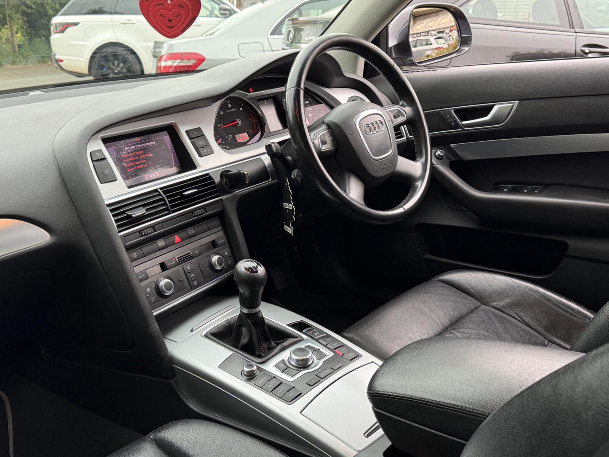 Audi A6 Avant - Image 17