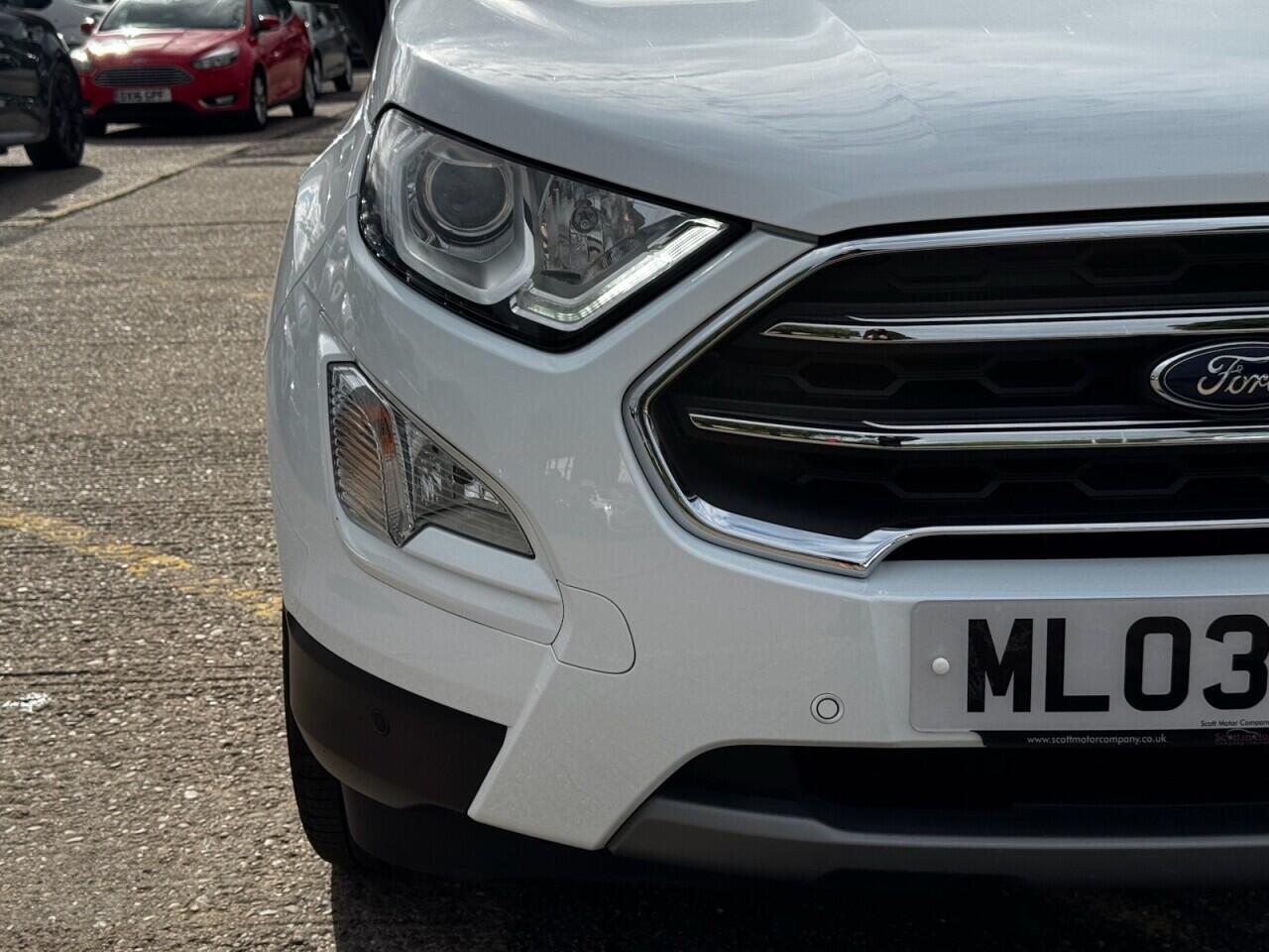 Ford Ecosport view 18