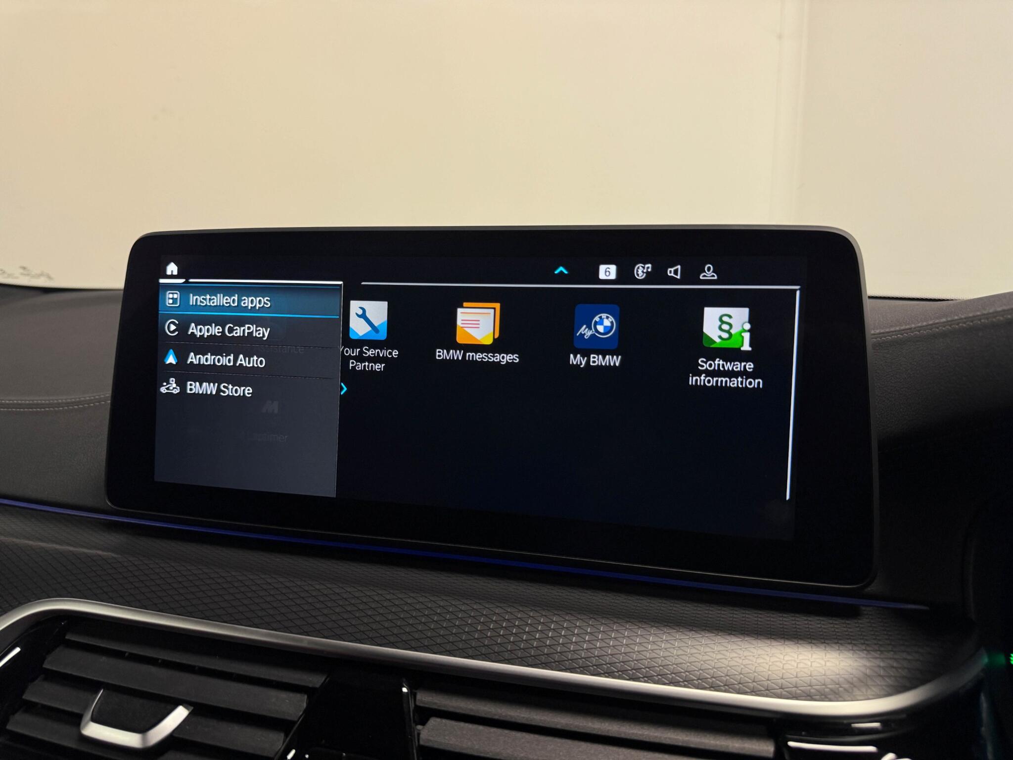 BMW 5 Series view 39