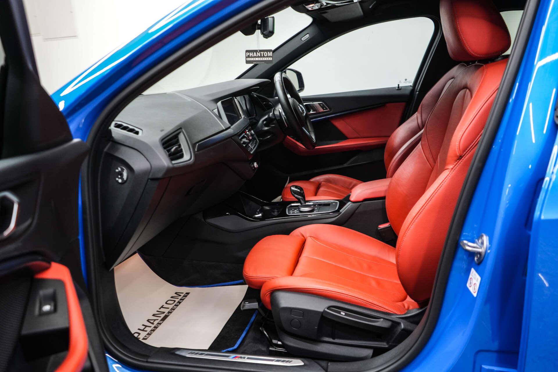 BMW 1 Series view 23