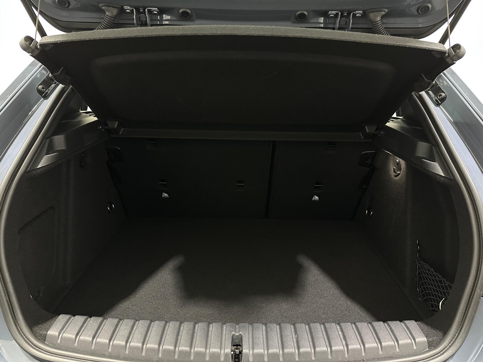 BMW 1 Series view 47