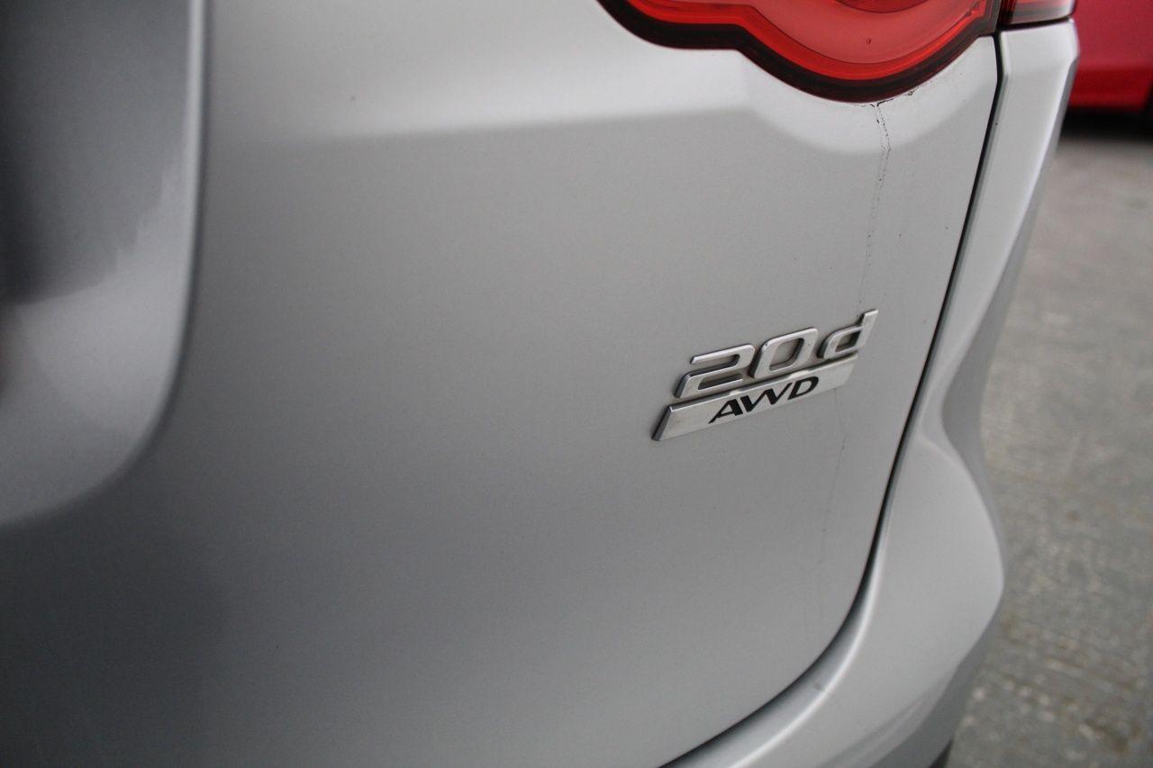 Jaguar F-Pace view 20