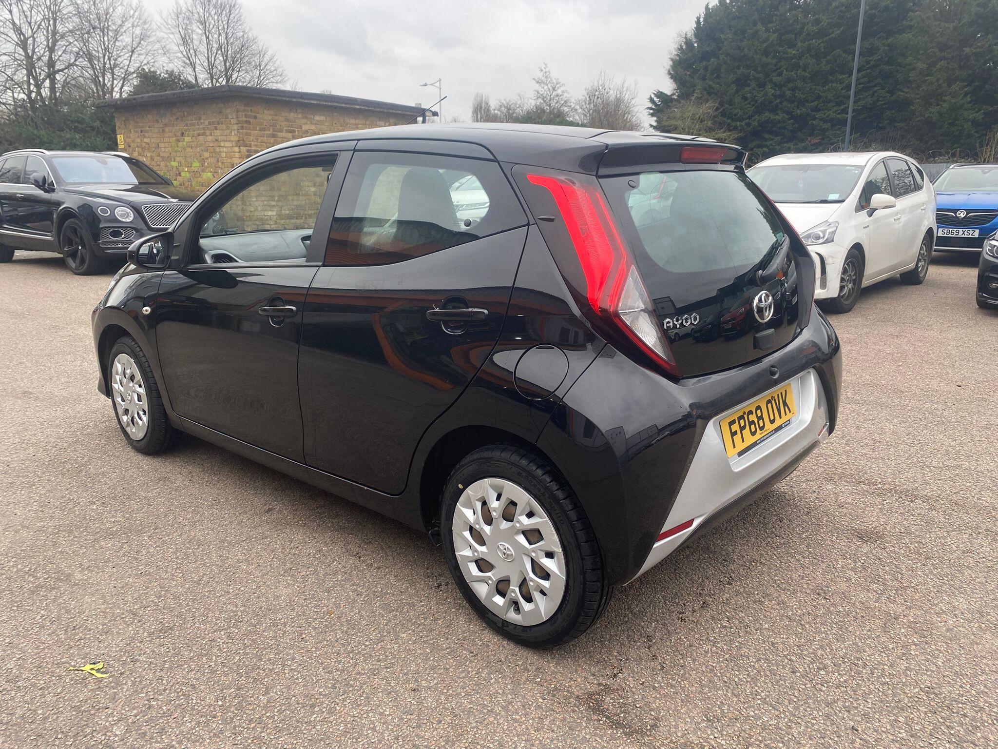 Toyota Aygo view 5