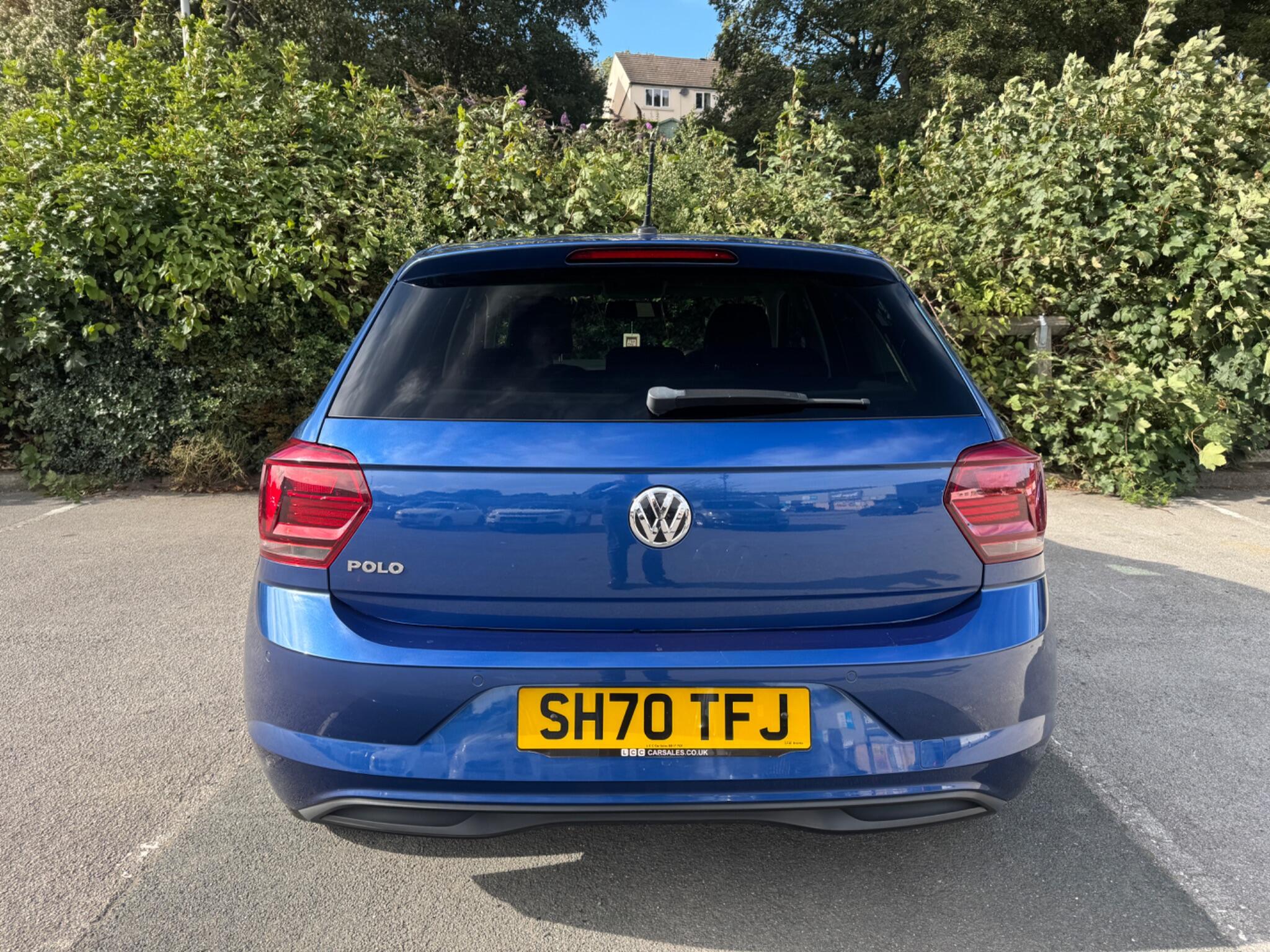 Volkswagen Polo view 5