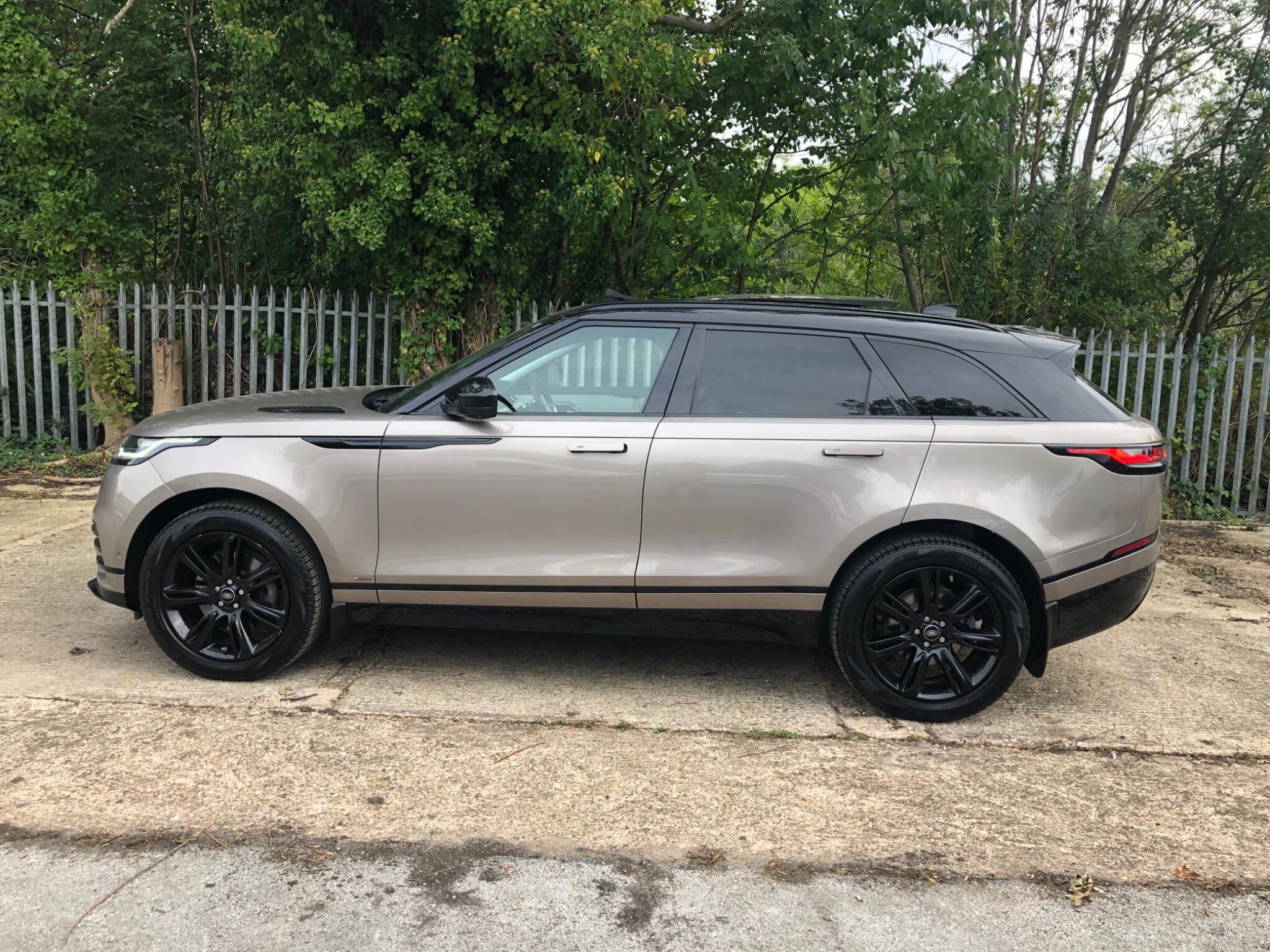 Land Rover Range Rover Velar view 23