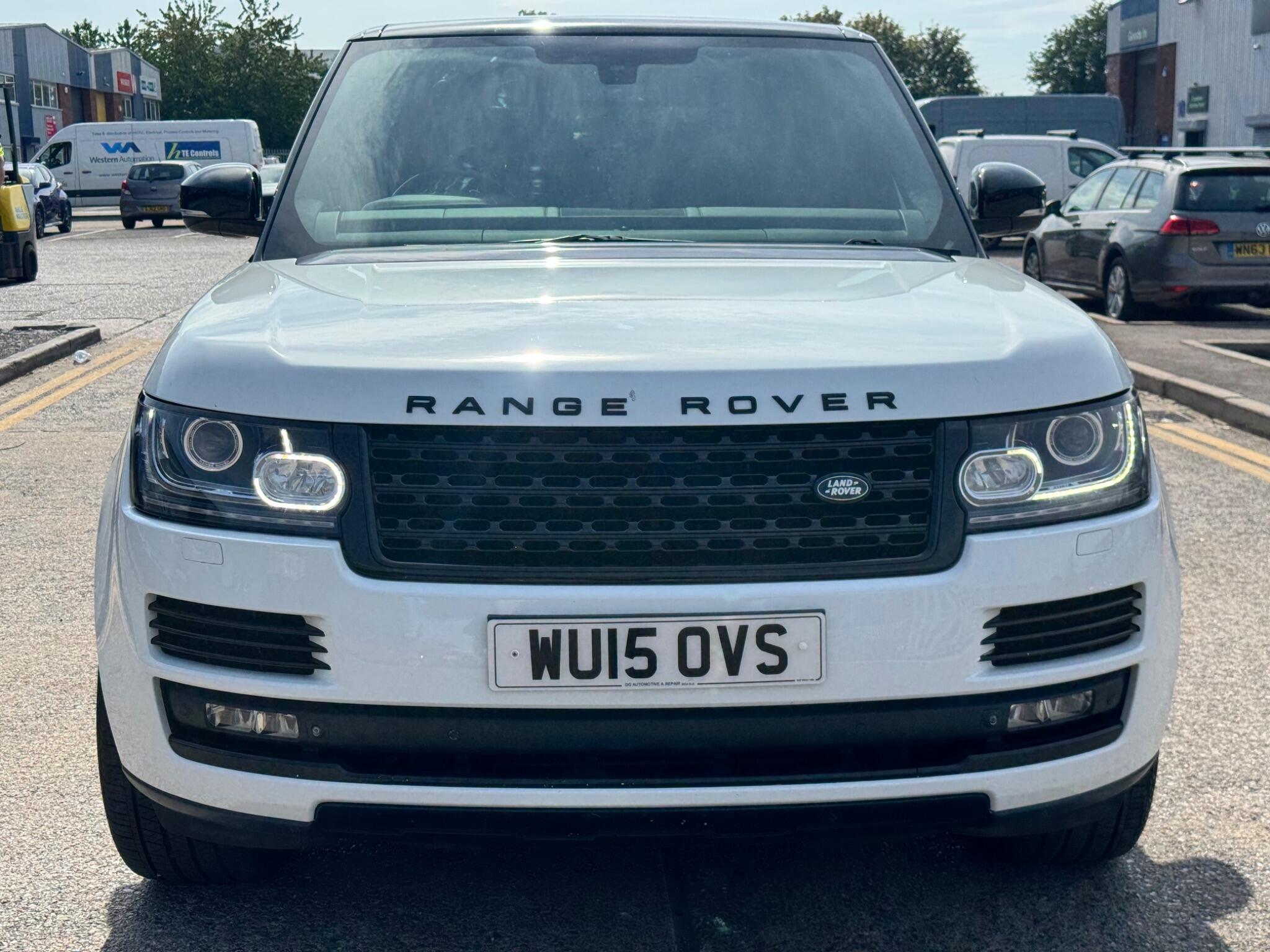 Land Rover Range Rover view 63