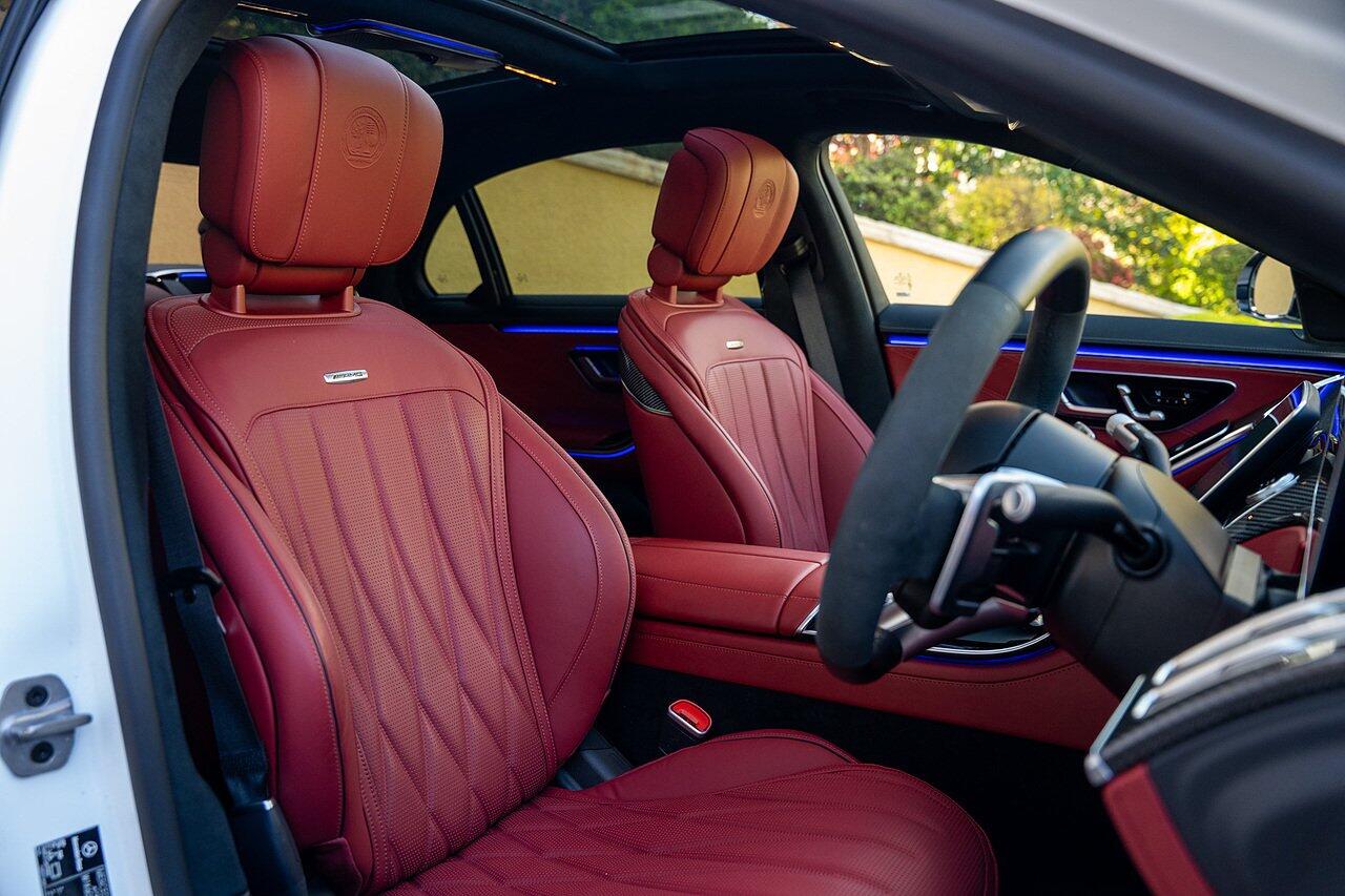 Mercedes-Benz S-Class view 43