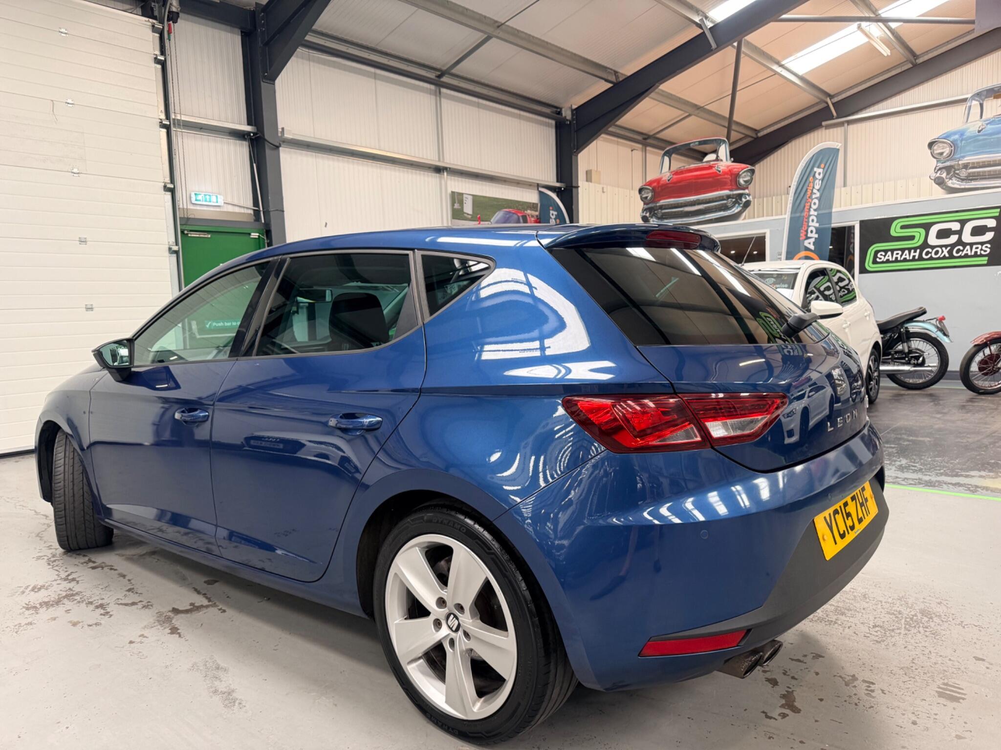 Seat Leon Leon view 8