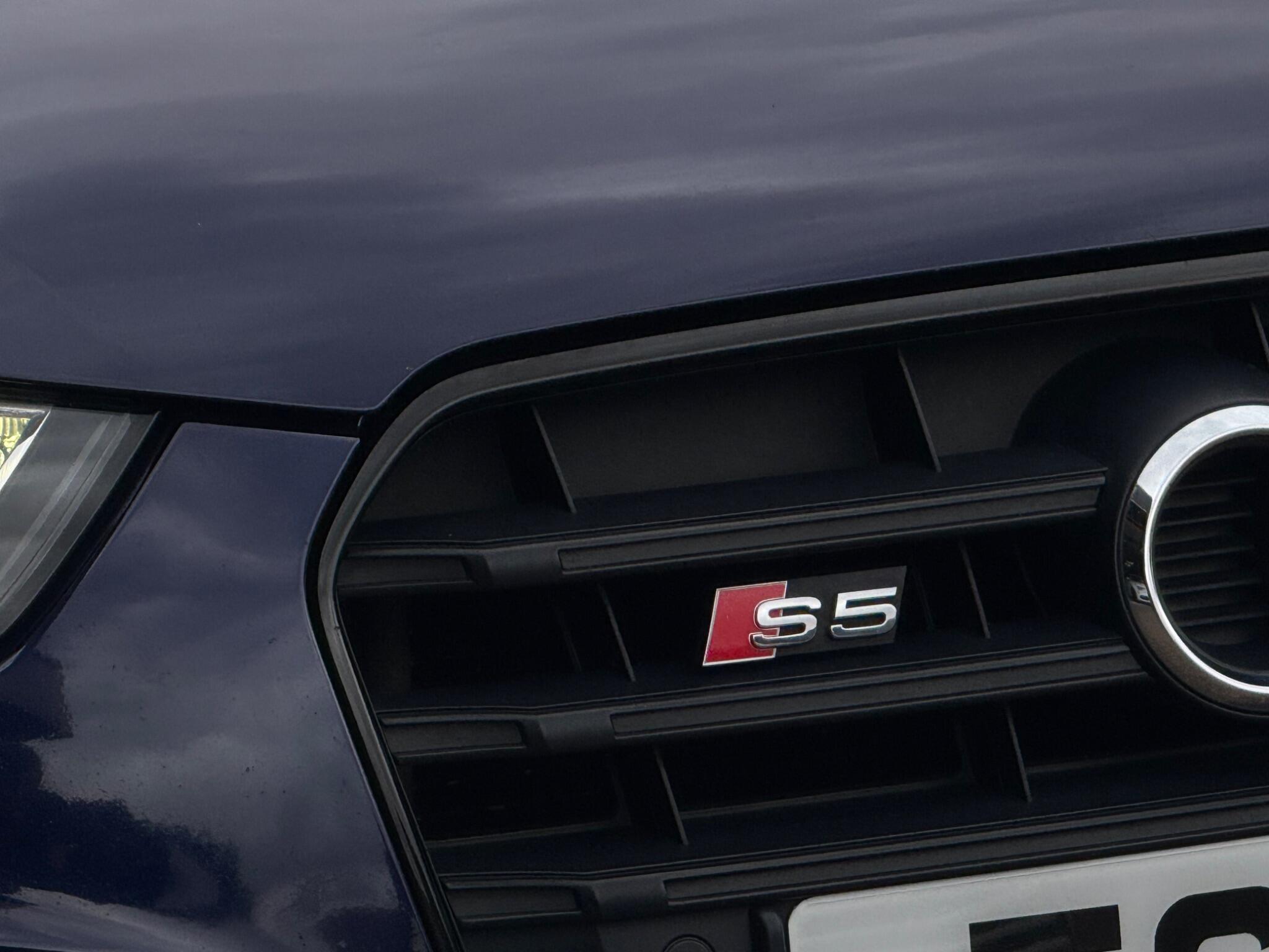 Audi S5 view 39