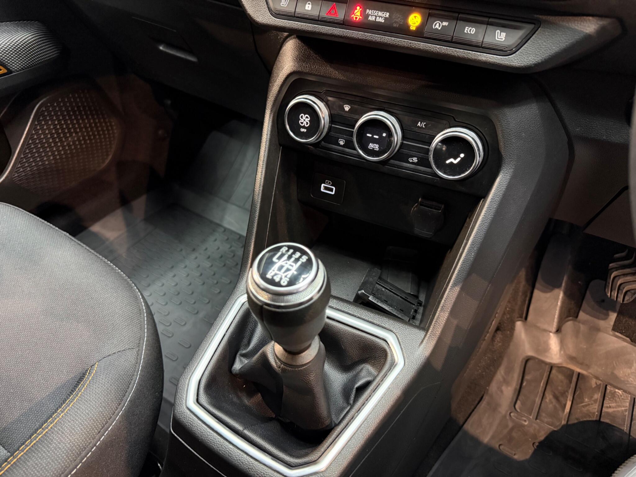 Dacia Sandero Stepway view 14