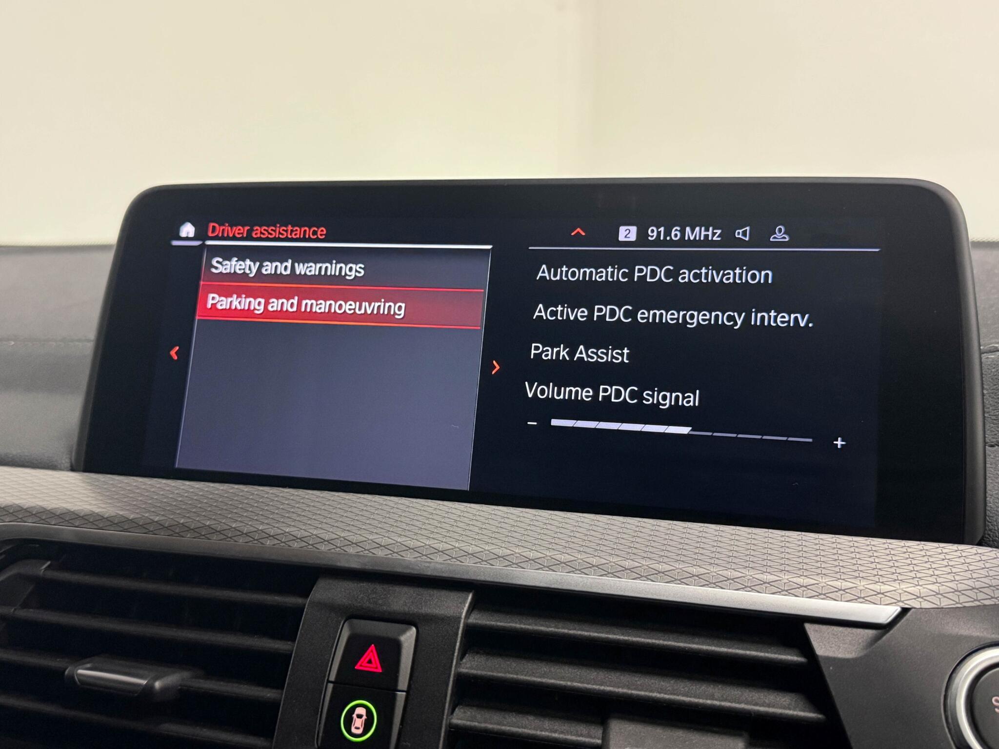 BMW X4 view 55