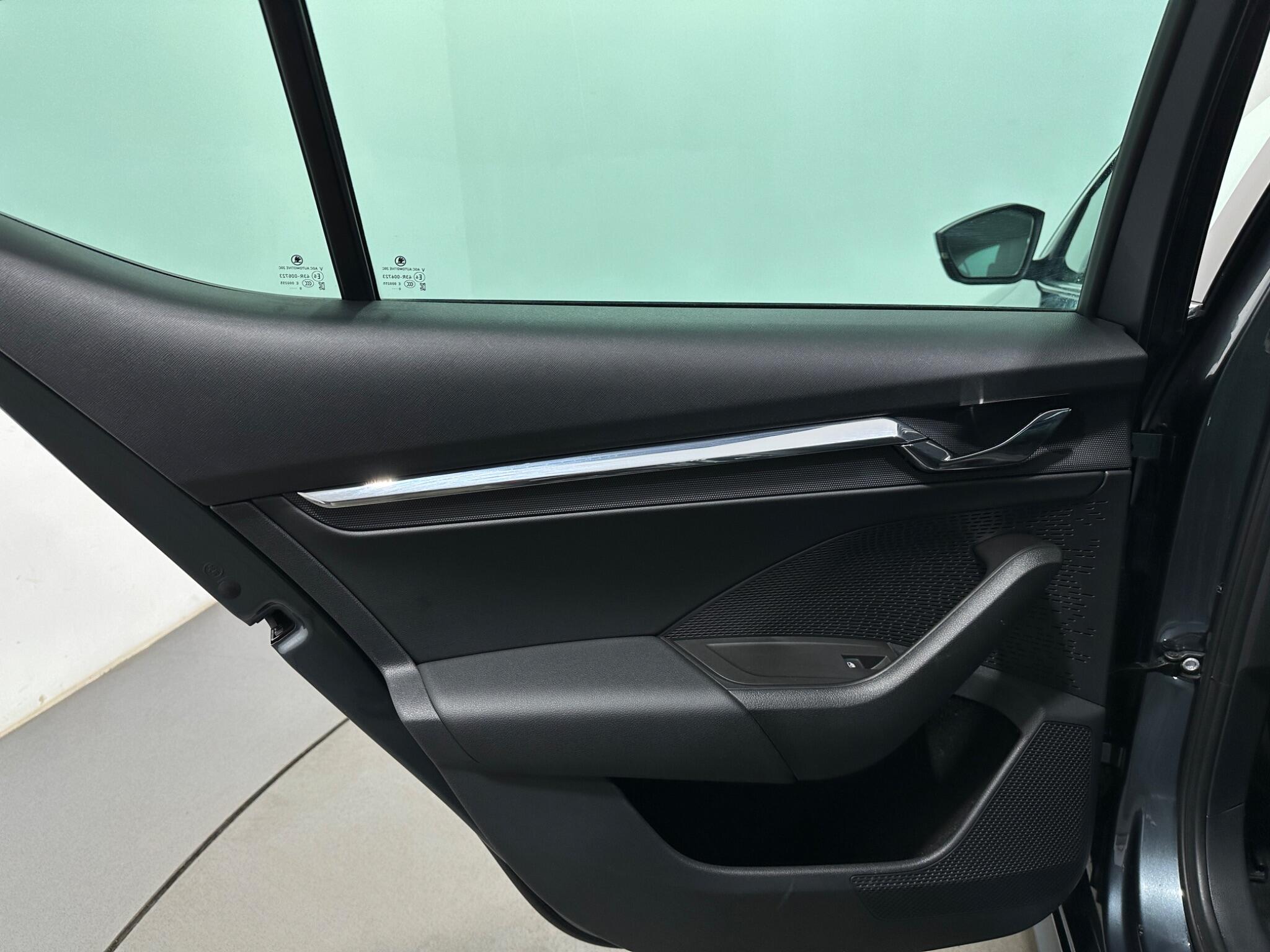Skoda Octavia view 40