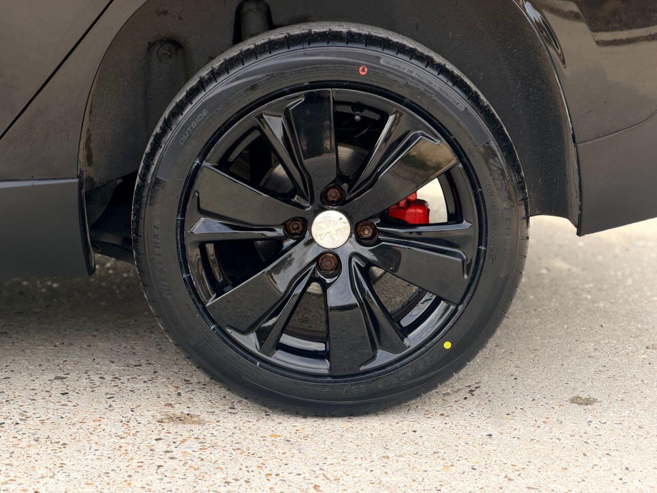 Peugeot 2008 view 10