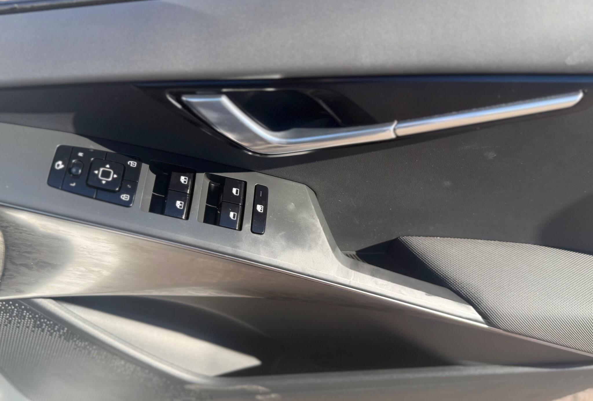 Kia Niro view 12