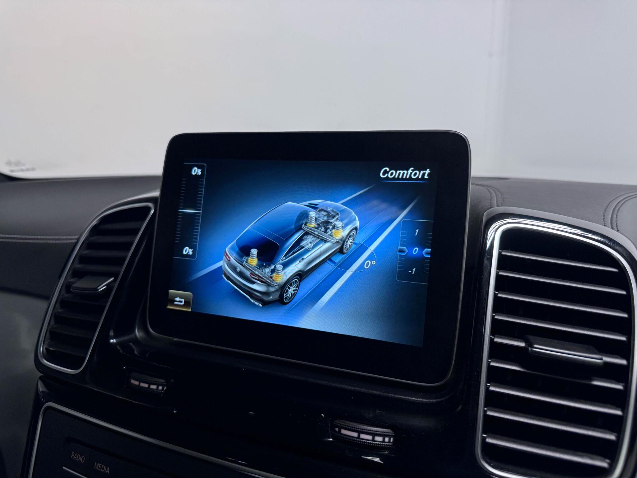 Mercedes-Benz Gle view 75