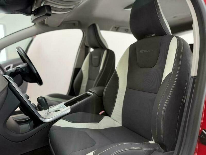 2011 Volvo V60 image 24