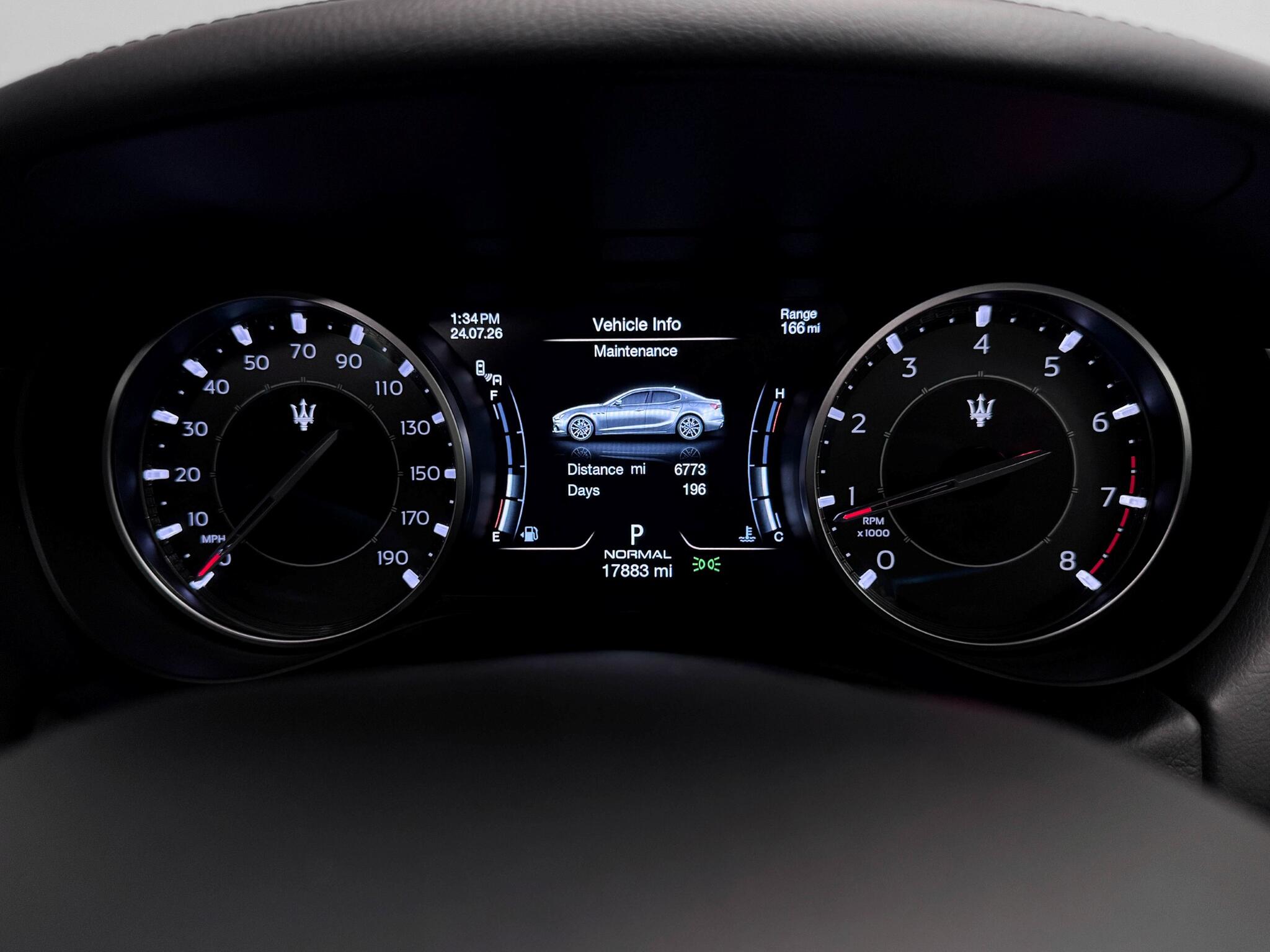 Maserati Ghibli view 37