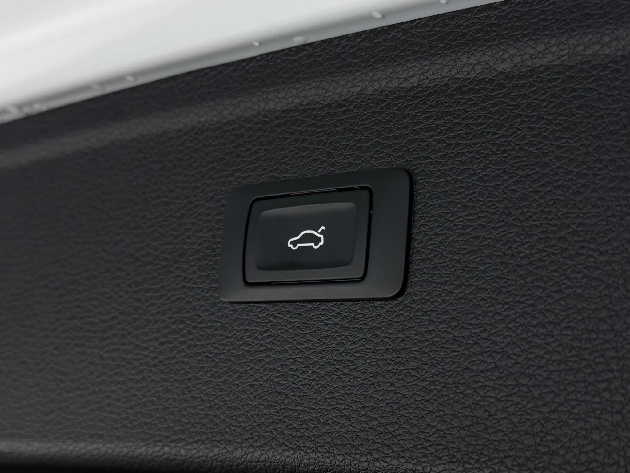Audi Q5 view 30